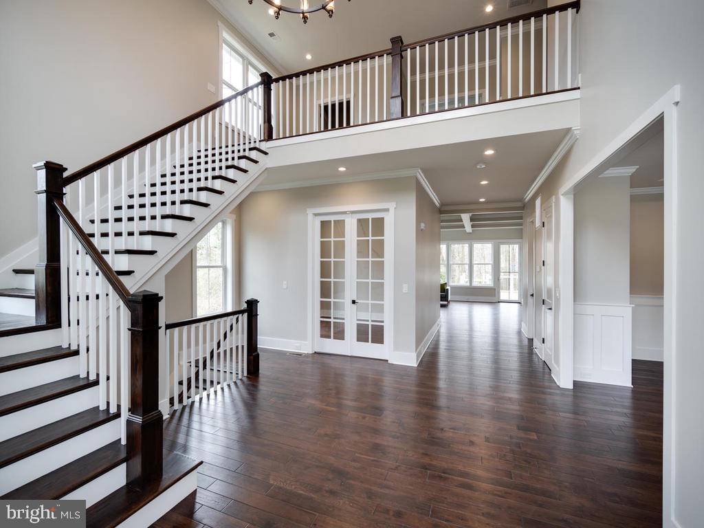 DUNN LORING GARDENS - Residential