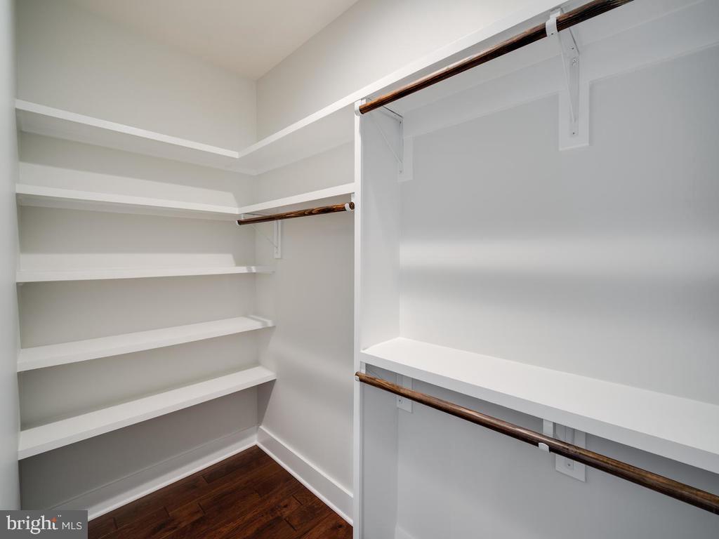 DUNN LORING GARDENS - Residential