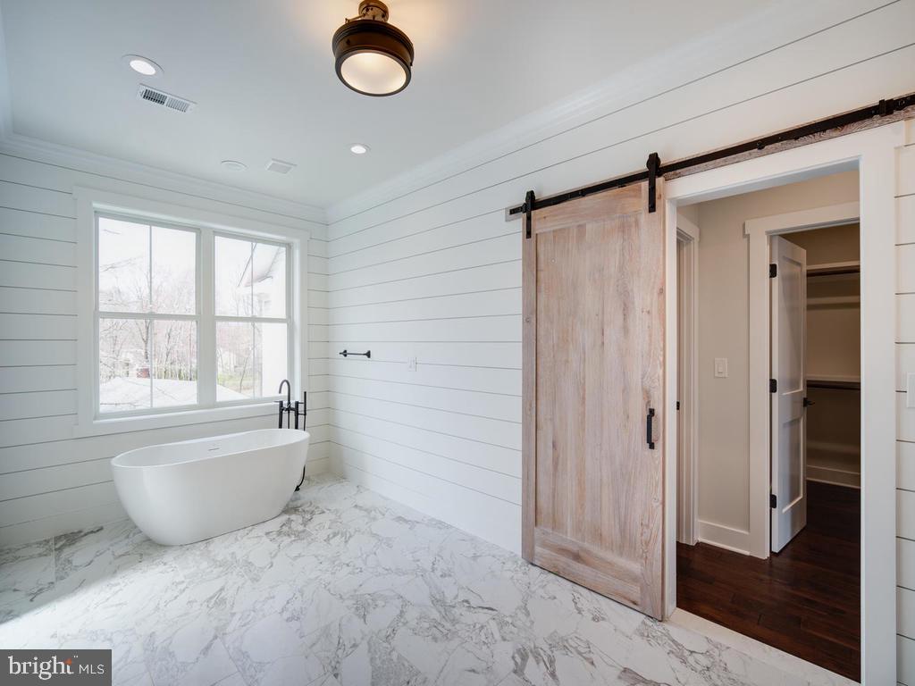 DUNN LORING GARDENS - Residential