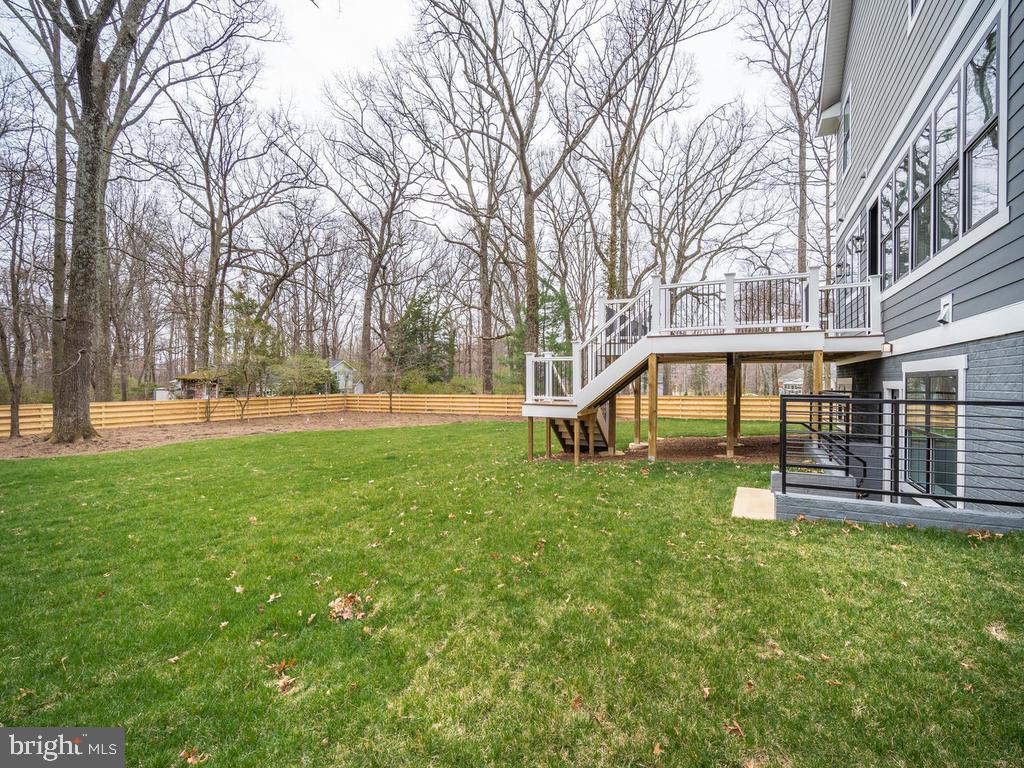 DUNN LORING GARDENS - Residential