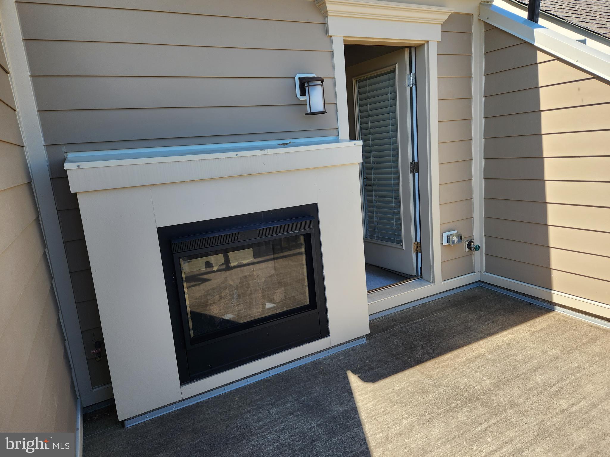 CROWN FARM - Residential Lease