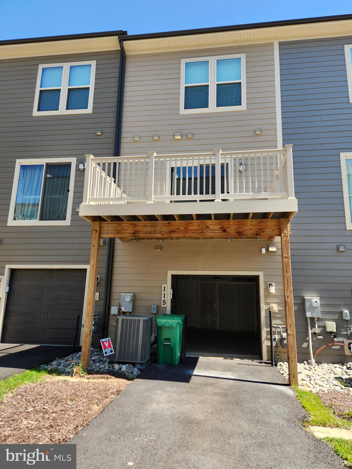 CROWN FARM - Residential Lease