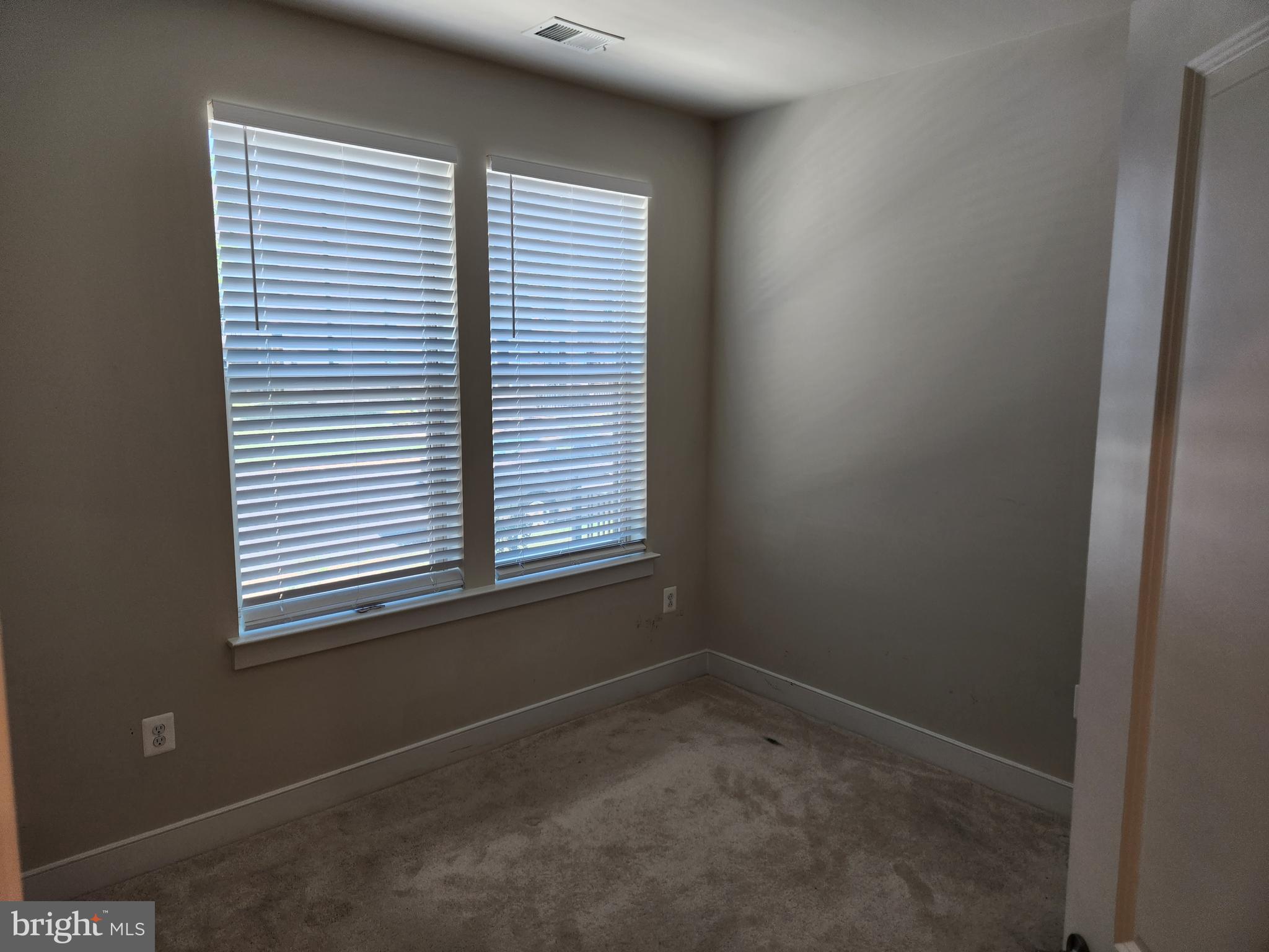 CROWN FARM - Residential Lease