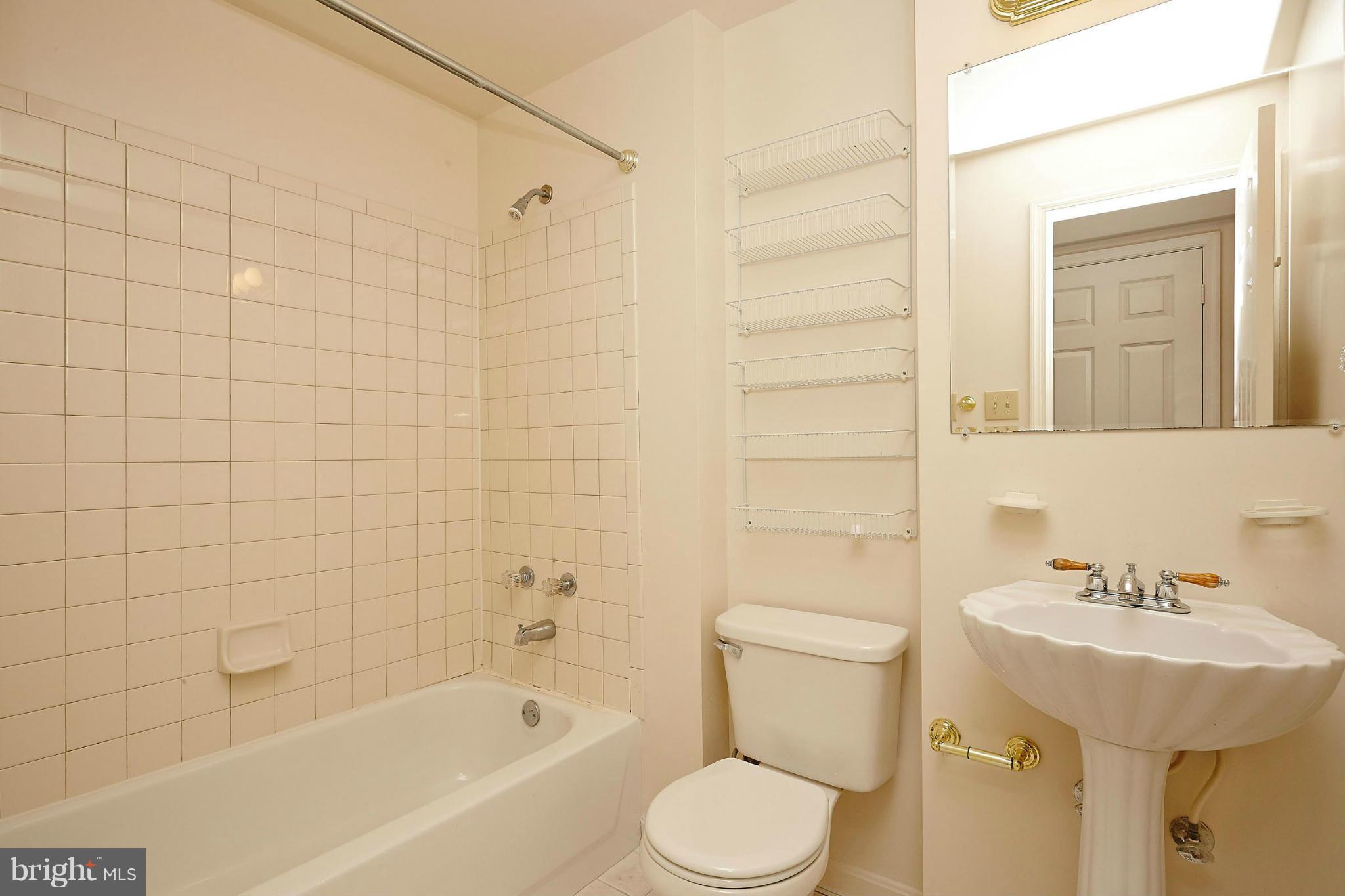 BRIDLEWOOD - Residential