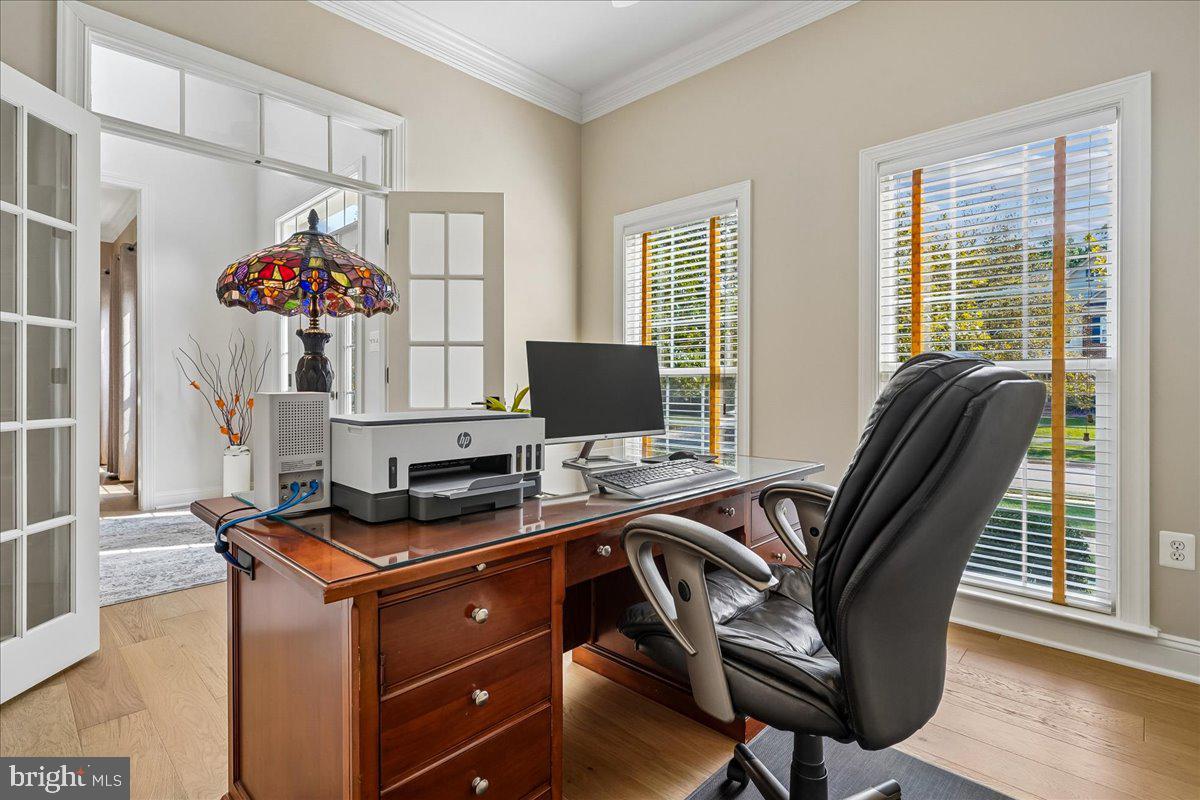 22487 PINE TOP COURT