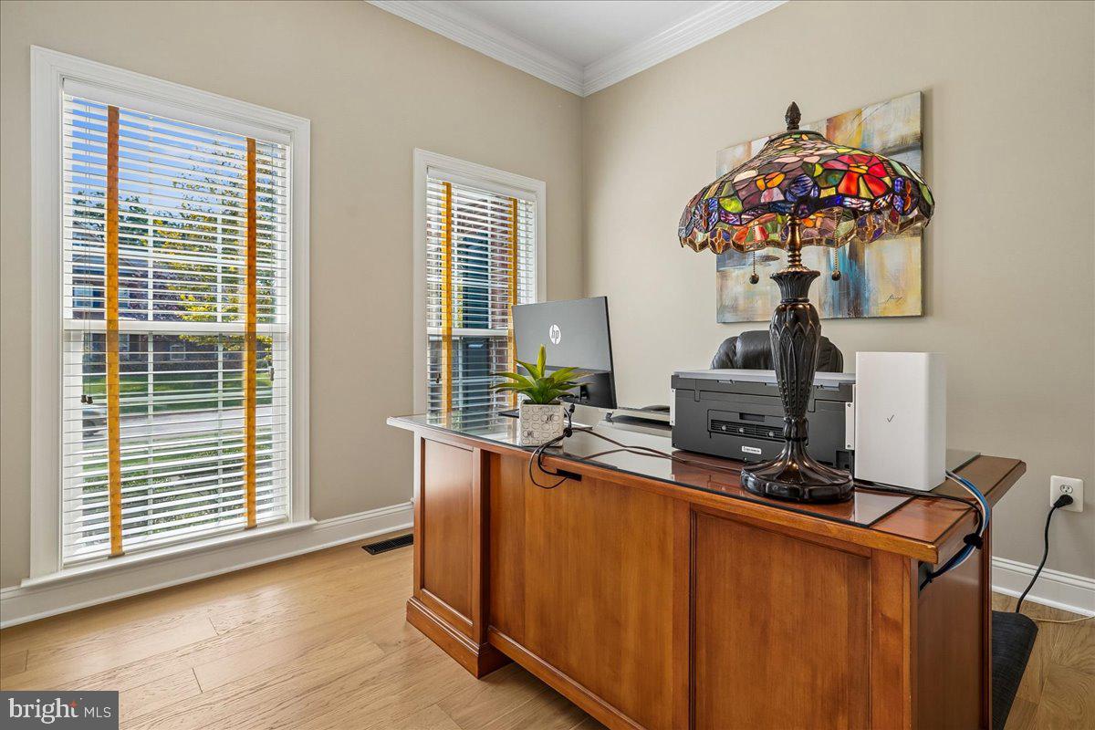 22487 PINE TOP COURT