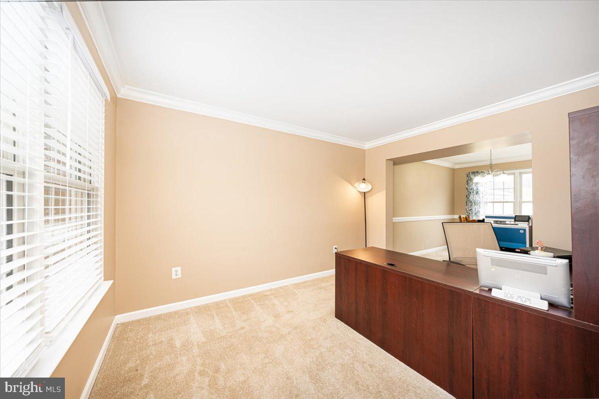 885 EDEN FARM CIRCLE