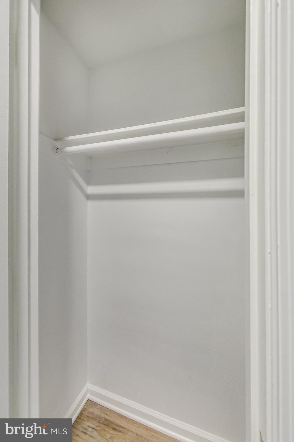 PINEWOOD HILL - Residential Lease