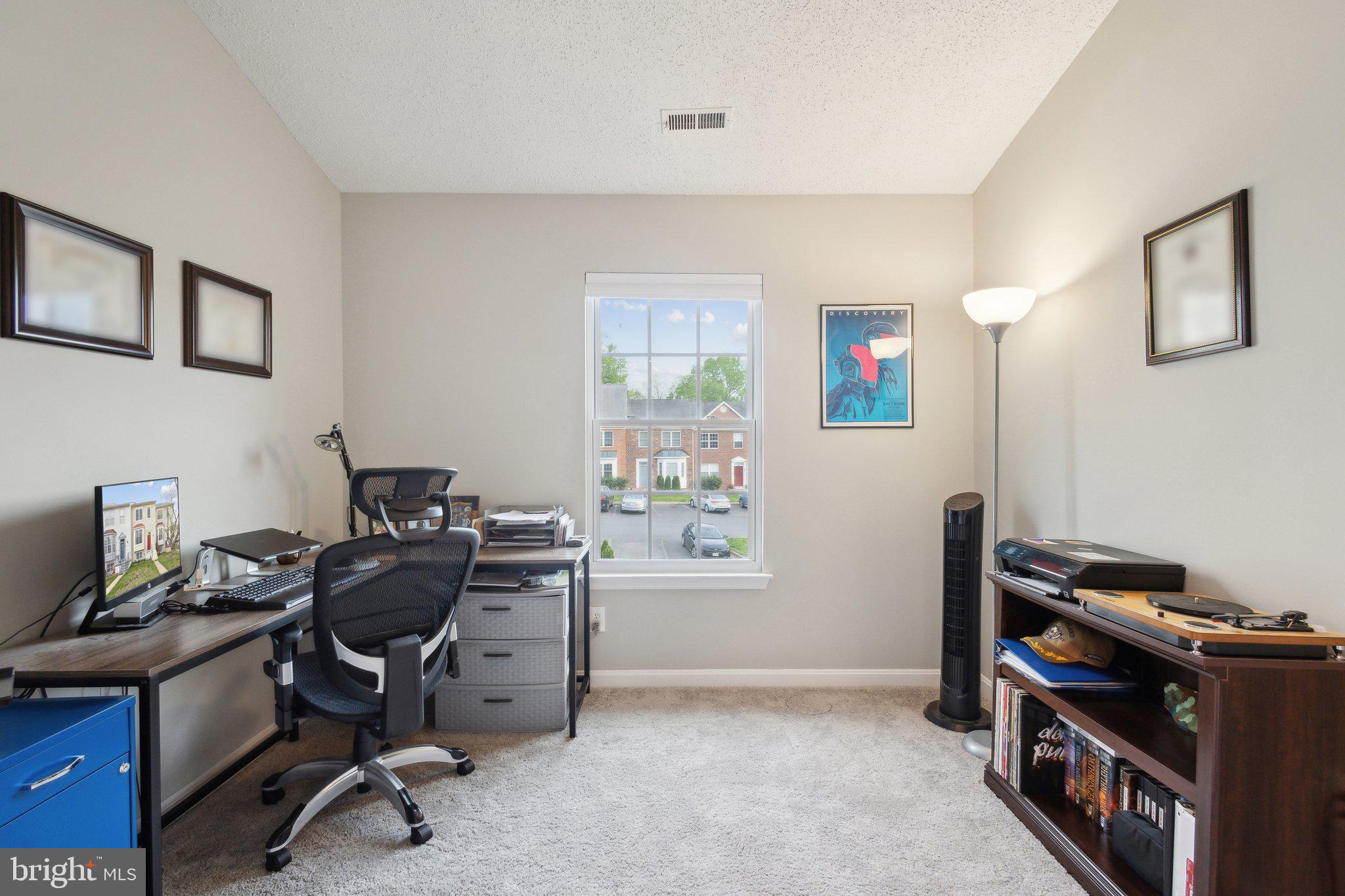 COURTS AT STAFFORD - Residential Lease