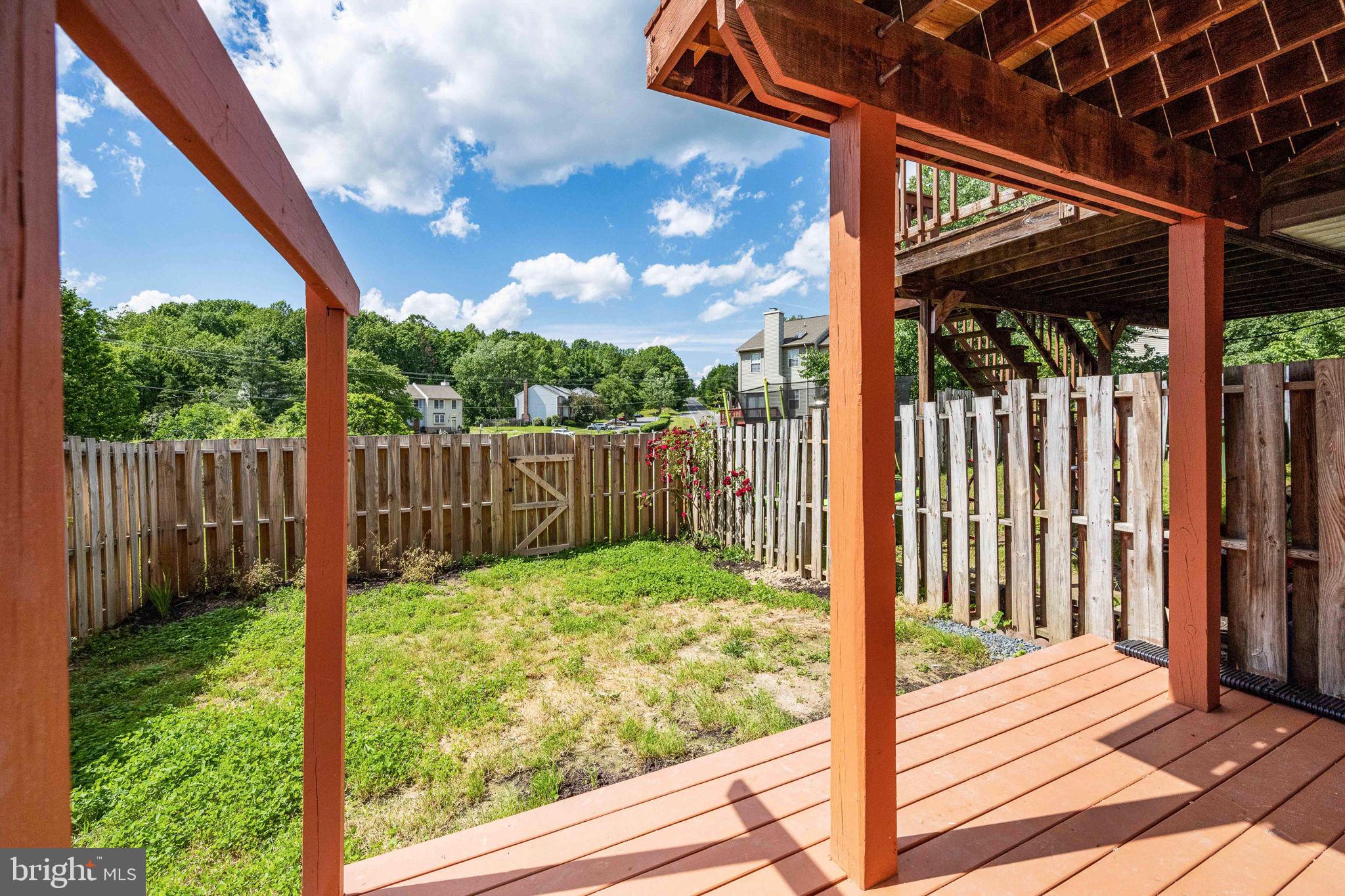 COURTS AT STAFFORD - Residential Lease