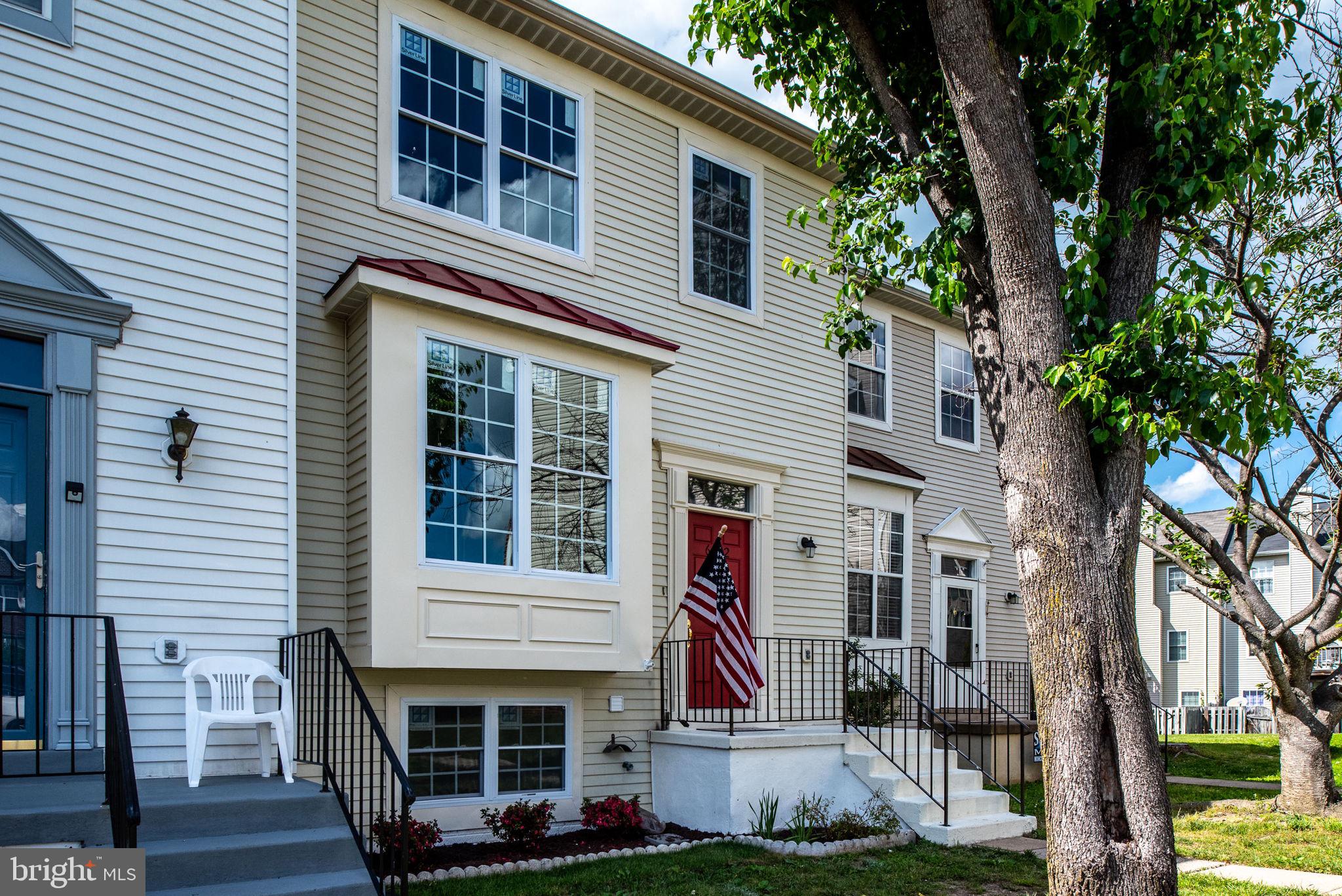 COURTS AT STAFFORD - Residential Lease