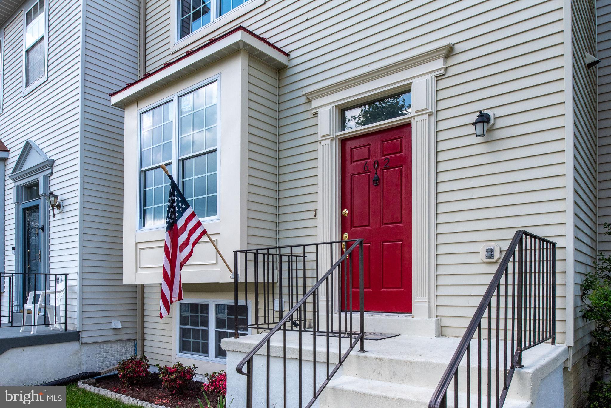 COURTS AT STAFFORD - Residential Lease