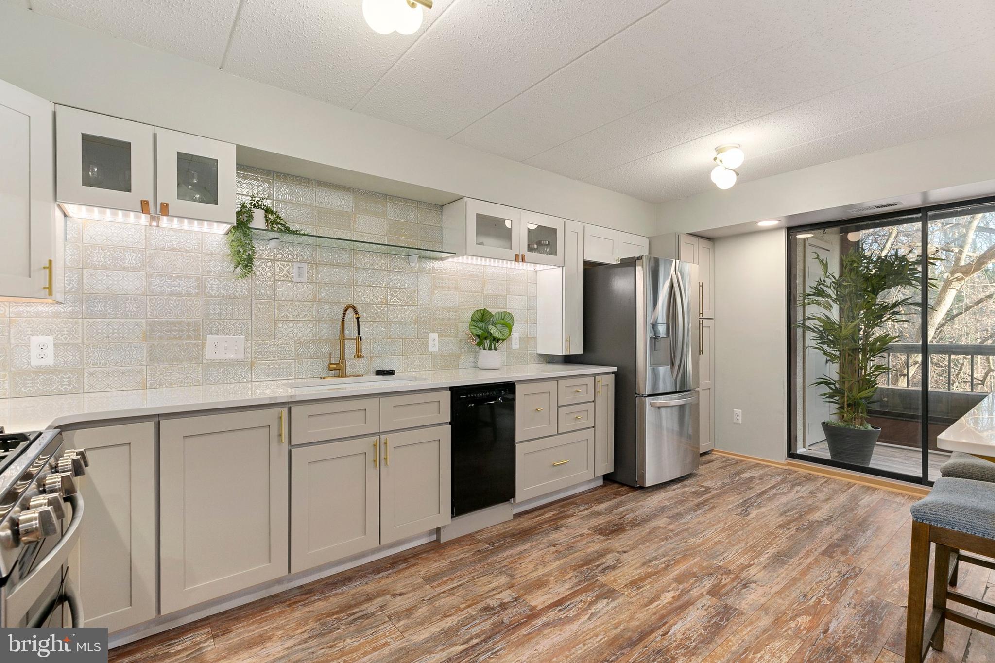 VILLAGE OF HARPERS CHOICE - Residential
