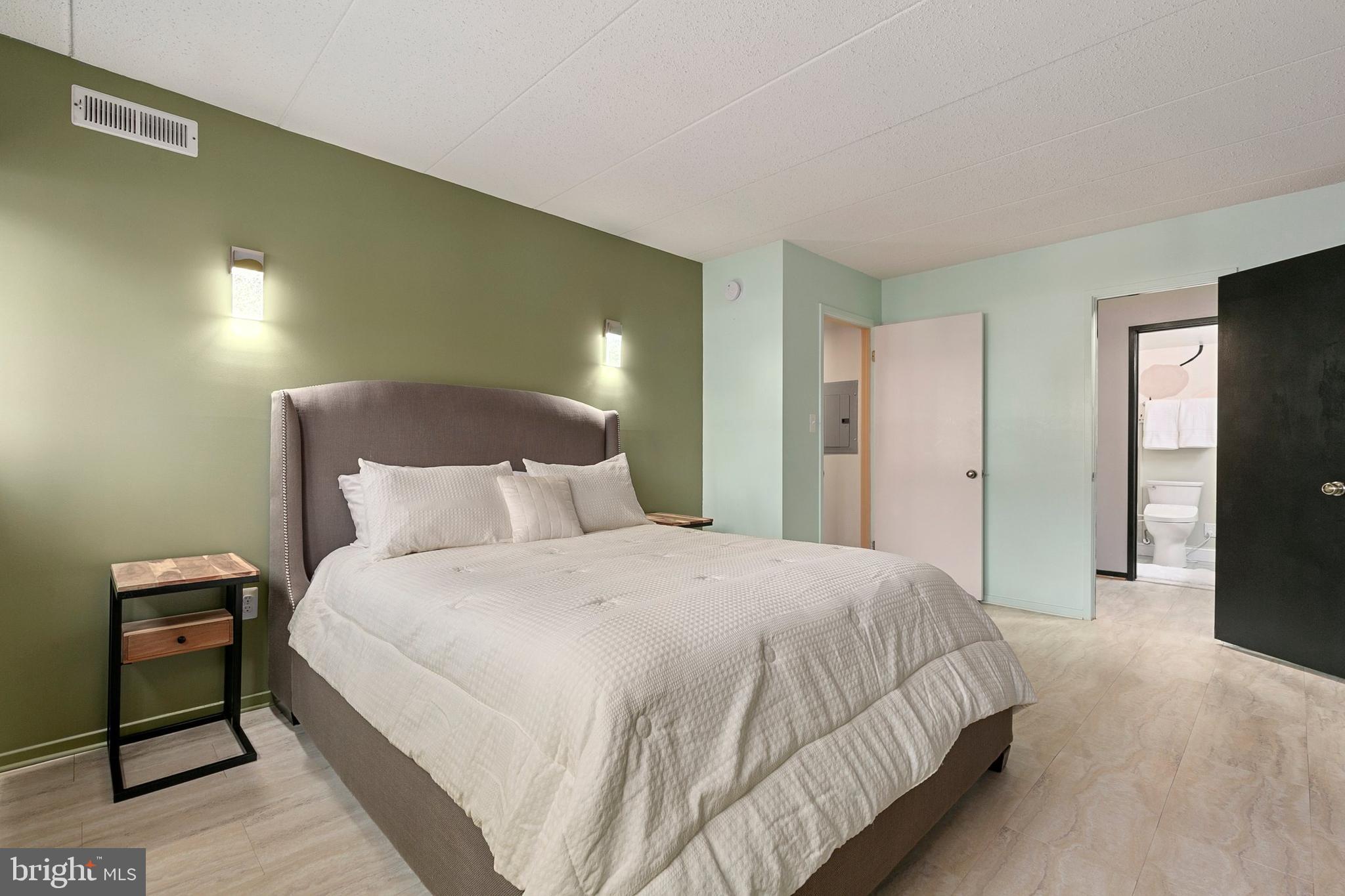 VILLAGE OF HARPERS CHOICE - Residential