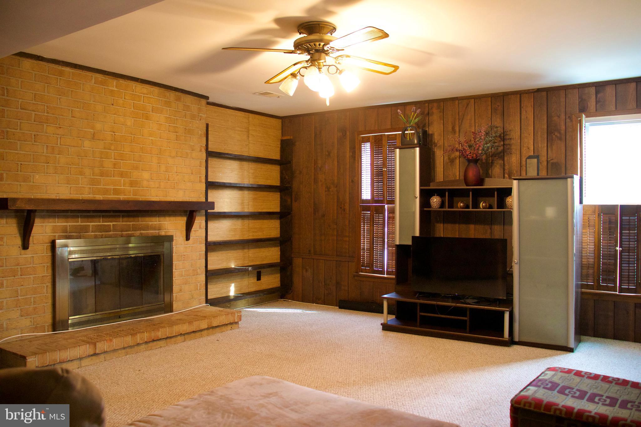 CHESTNUT HILL ESTATES - Residential