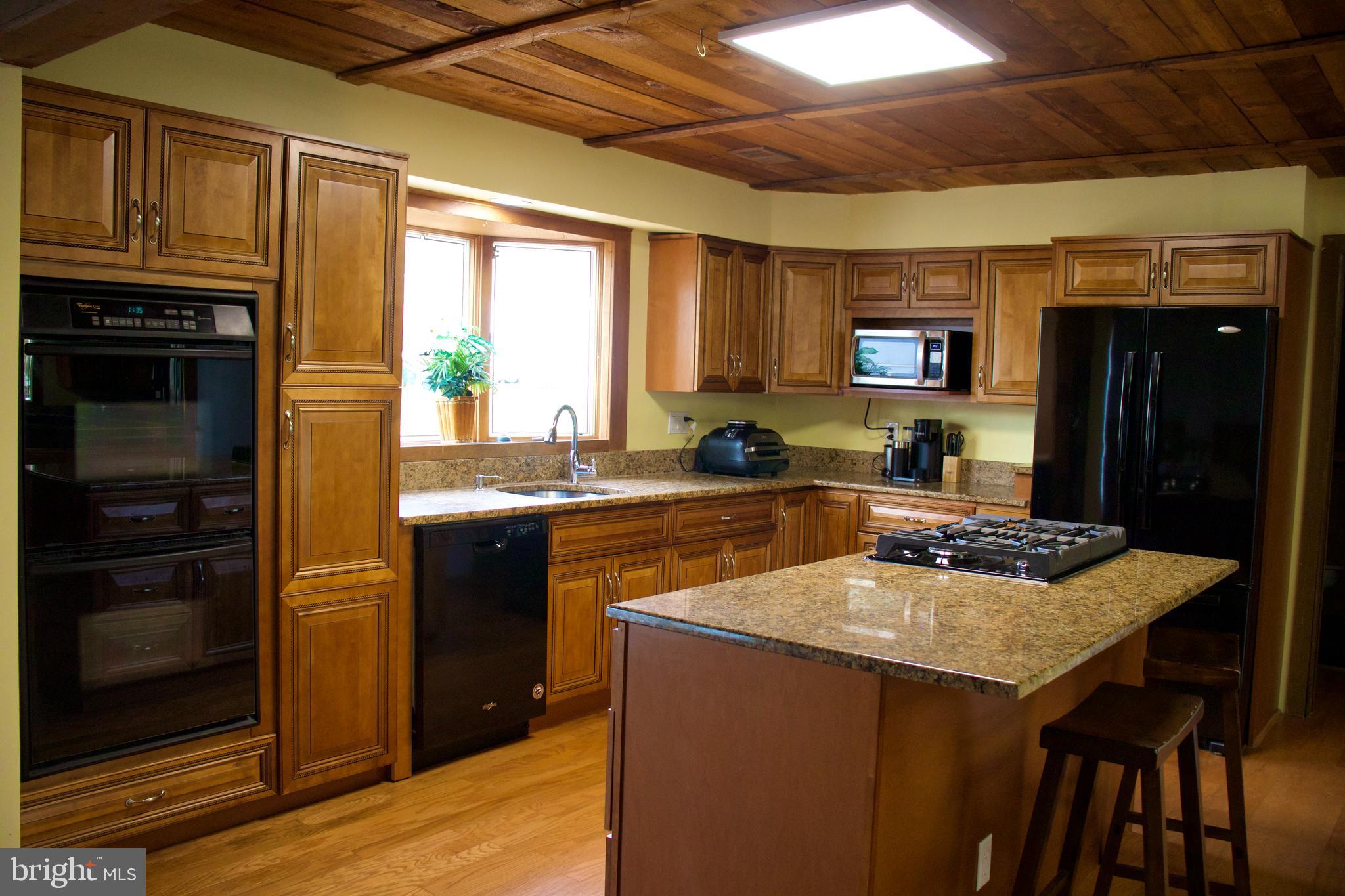 CHESTNUT HILL ESTATES - Residential