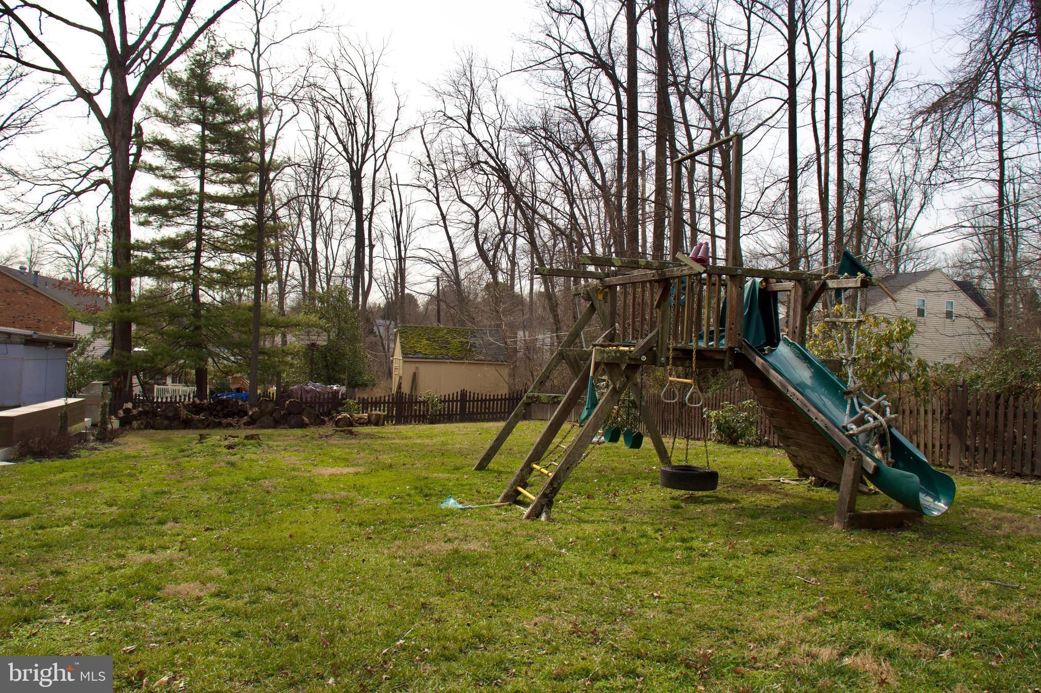 CHESTNUT HILL ESTATES - Residential