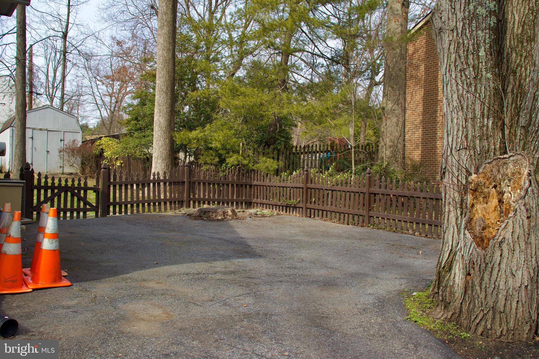 CHESTNUT HILL ESTATES - Residential