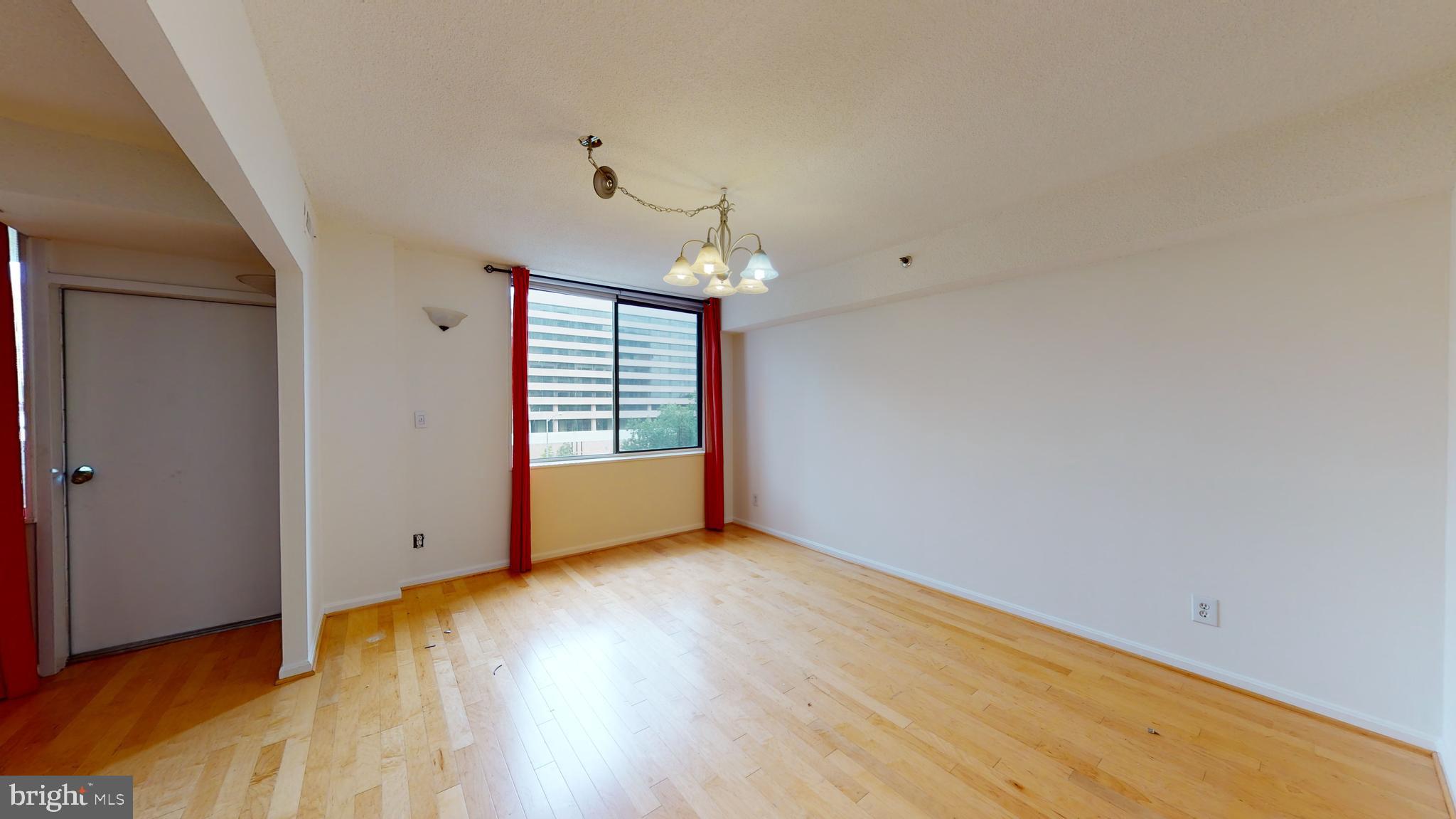 SKYLINE HOUSE - Residential Lease