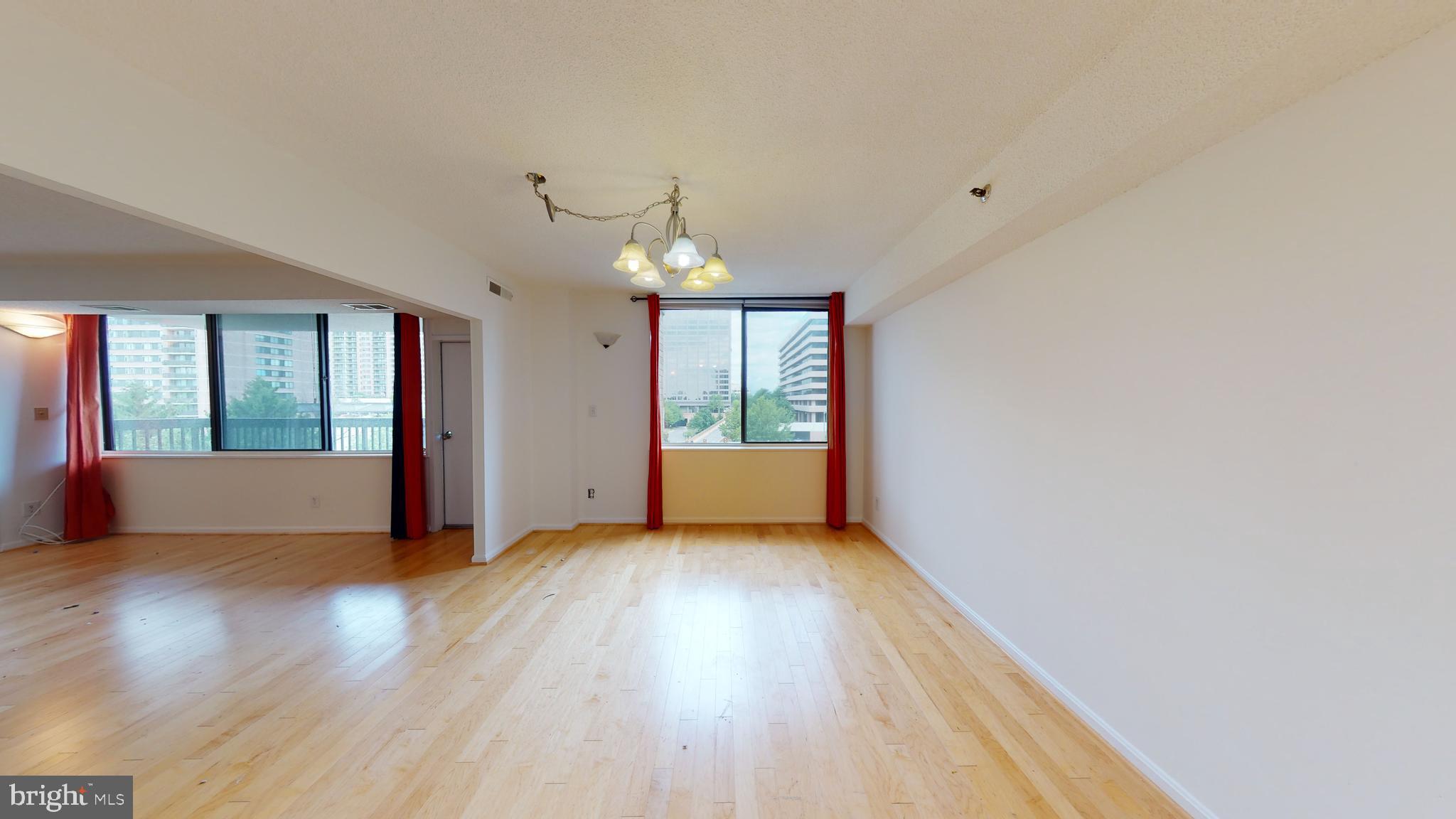 SKYLINE HOUSE - Residential Lease