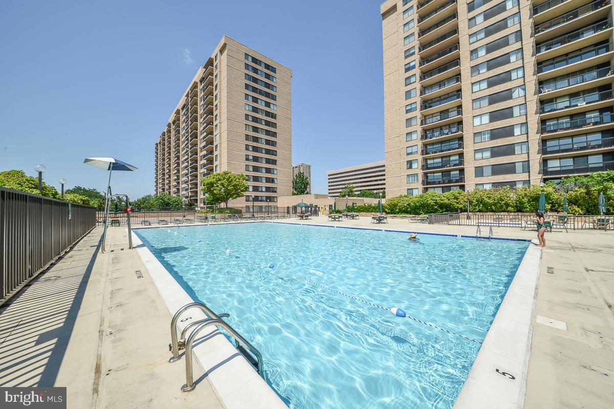 SKYLINE HOUSE - Residential Lease