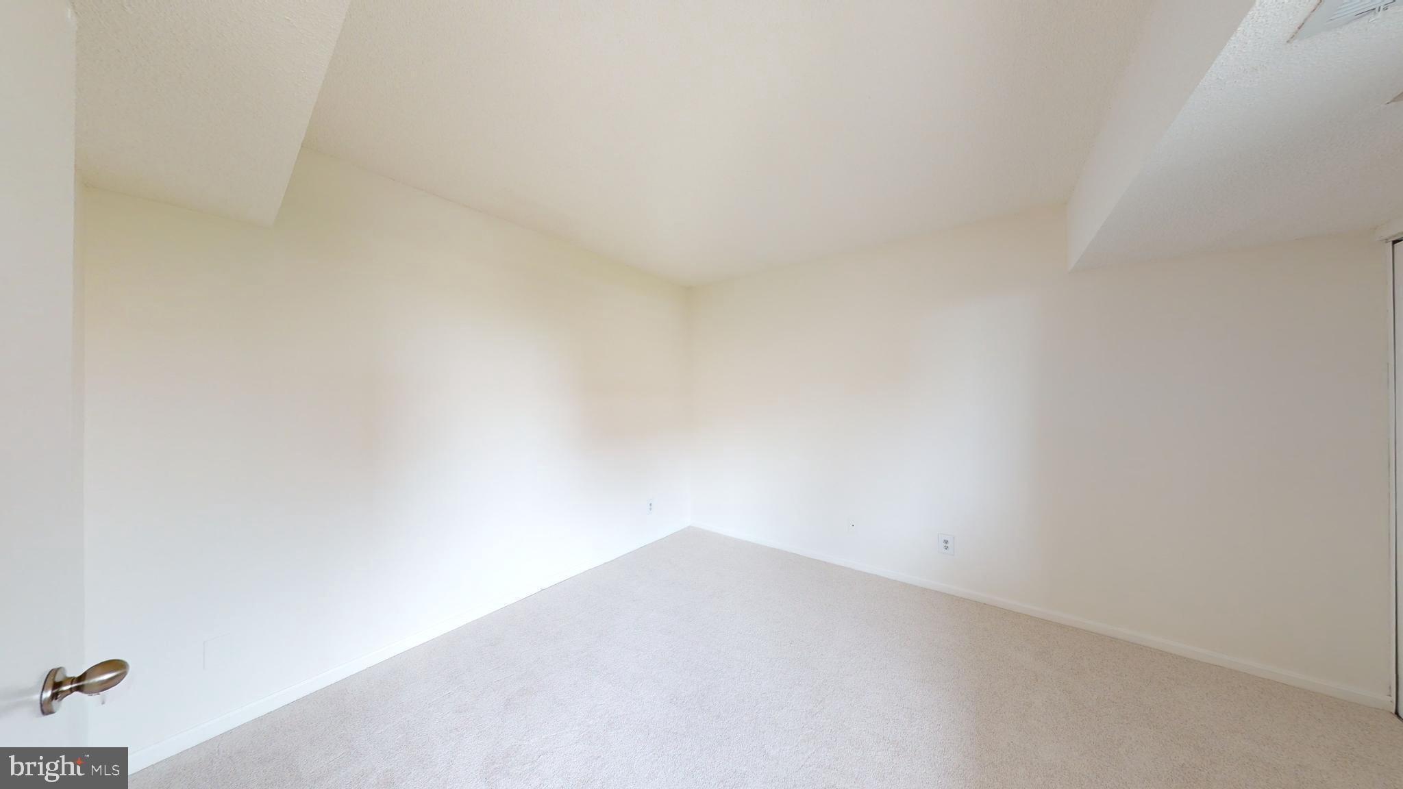 SKYLINE HOUSE - Residential Lease