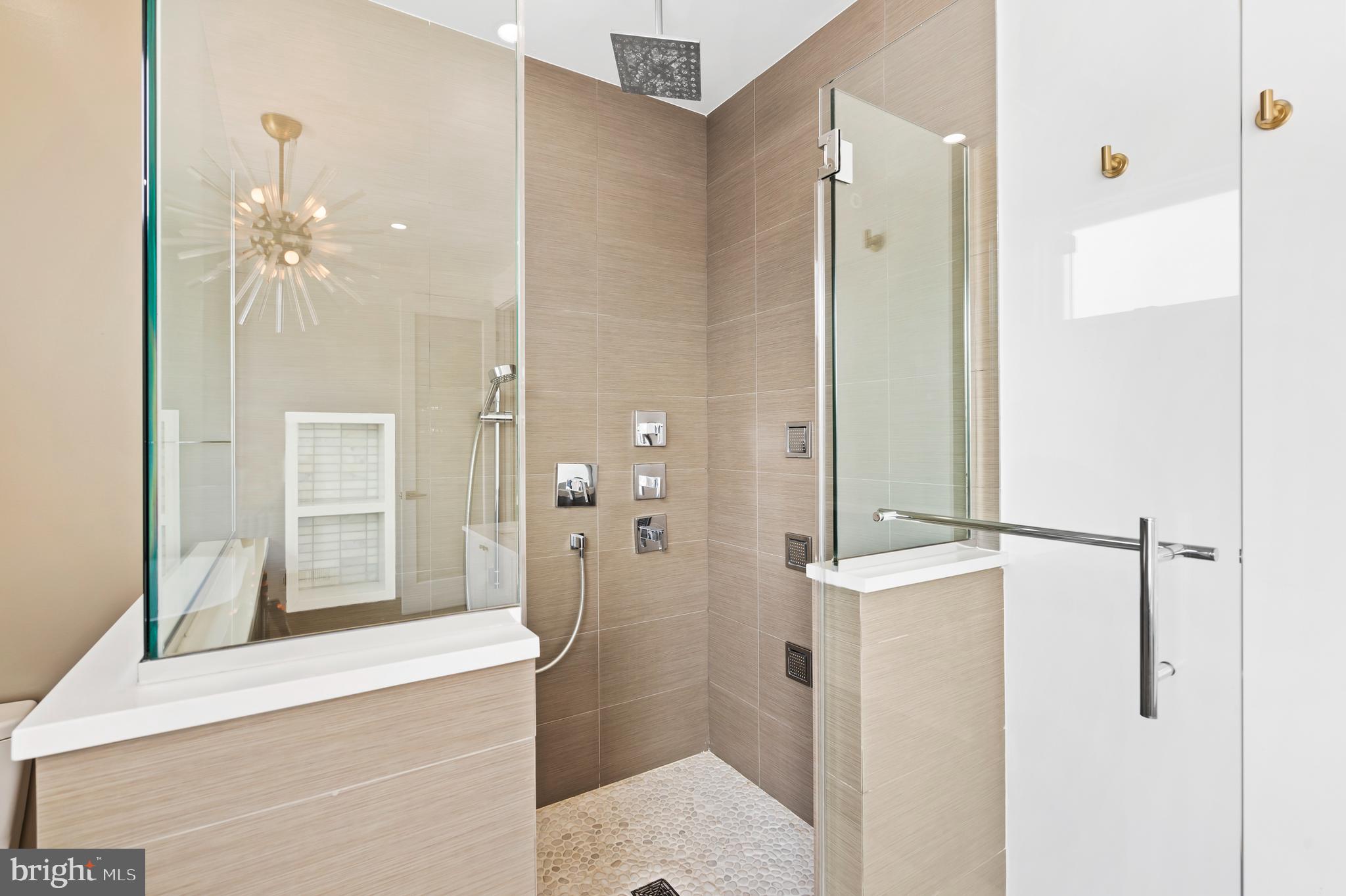 BELLA VISTA - Residential