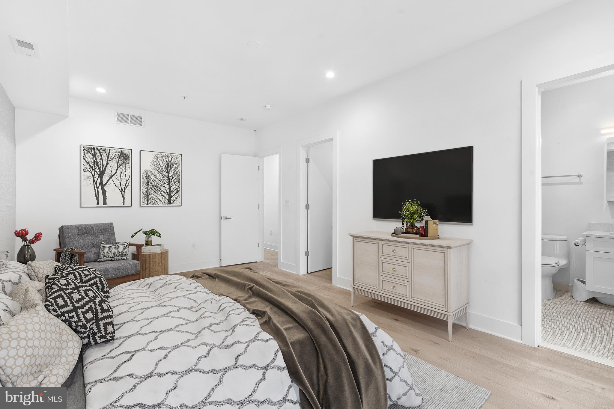 BELLA VISTA - Residential