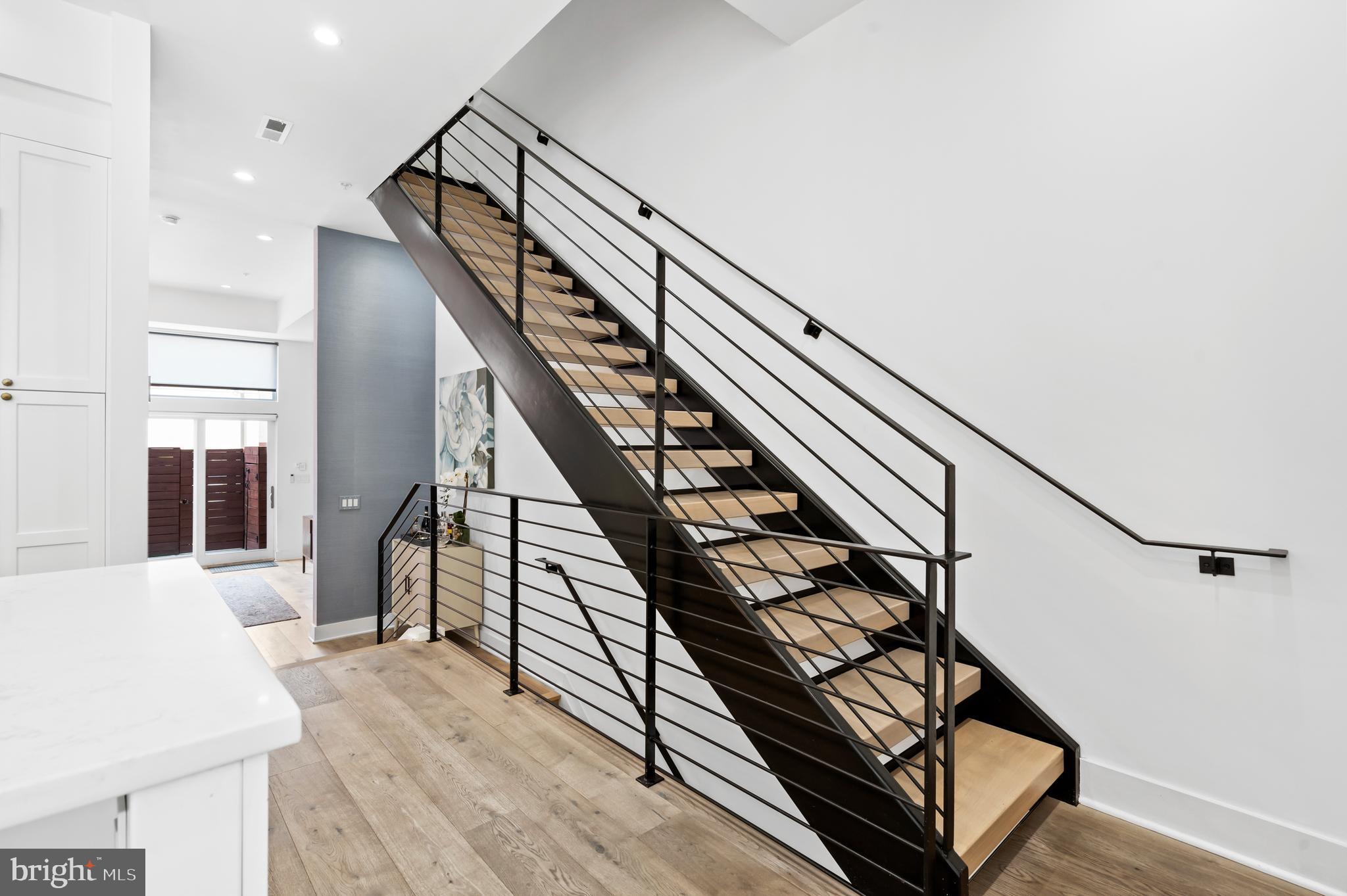 BELLA VISTA - Residential