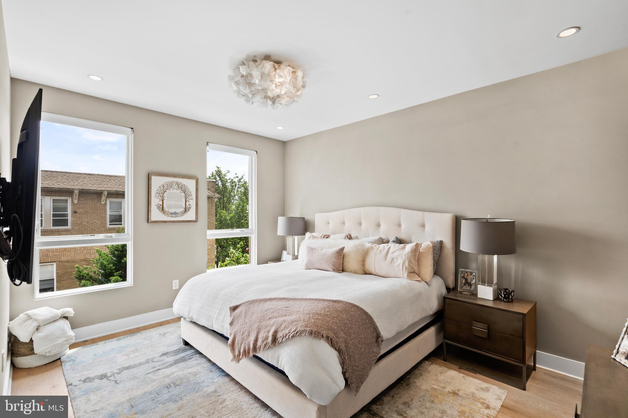 BELLA VISTA - Residential