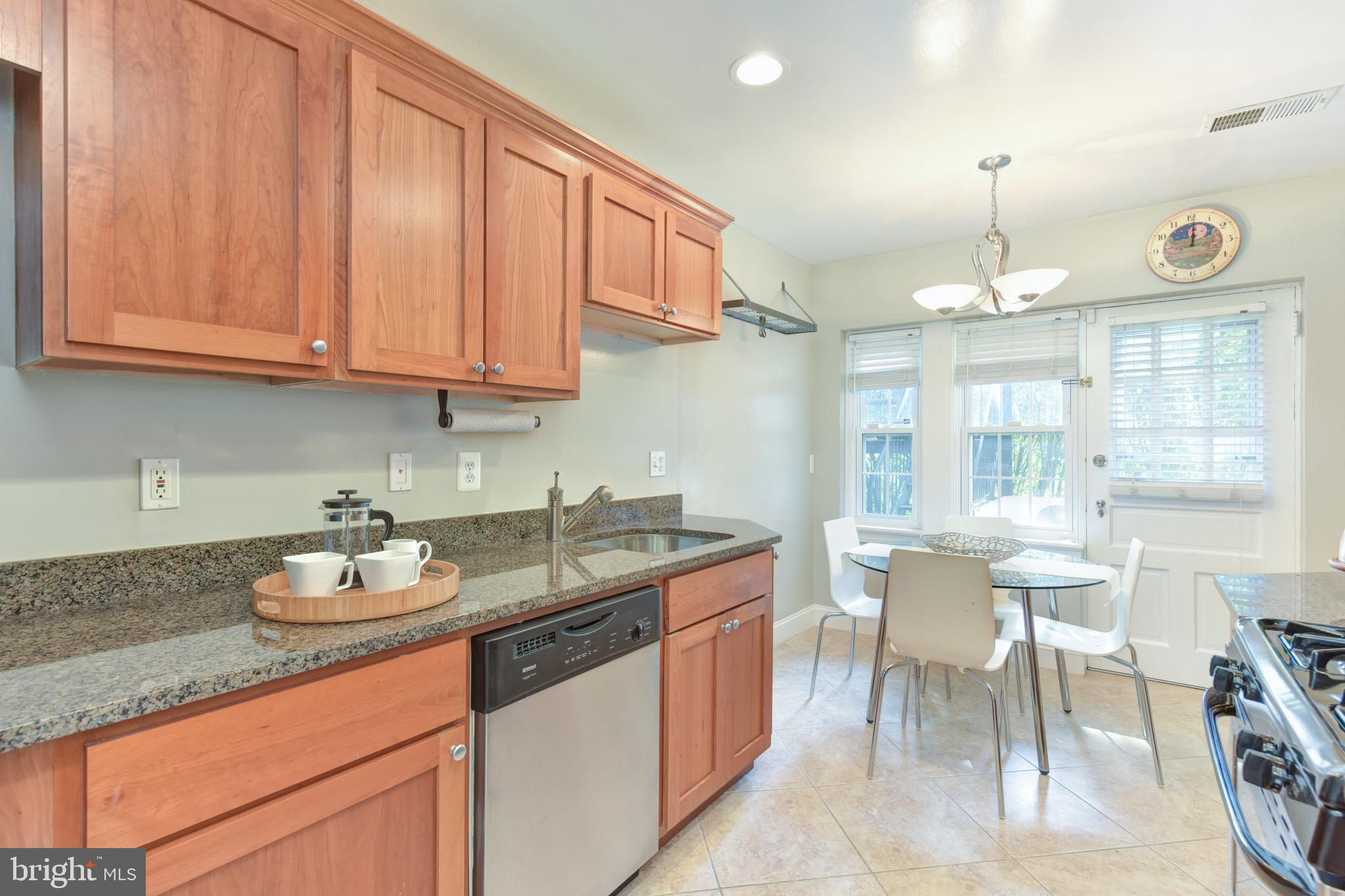 ROSEMONT STATION - Residential