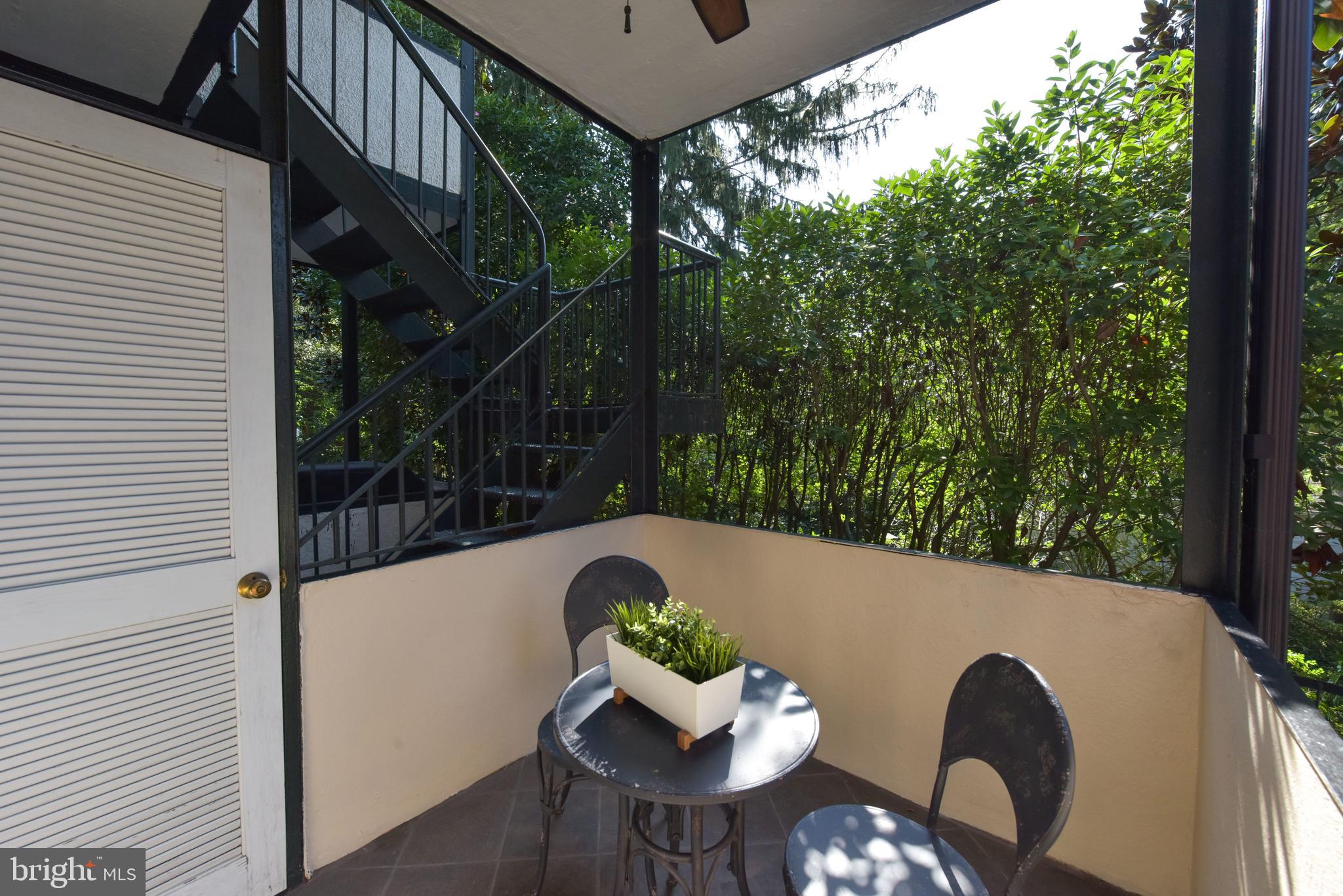 ROSEMONT STATION - Residential