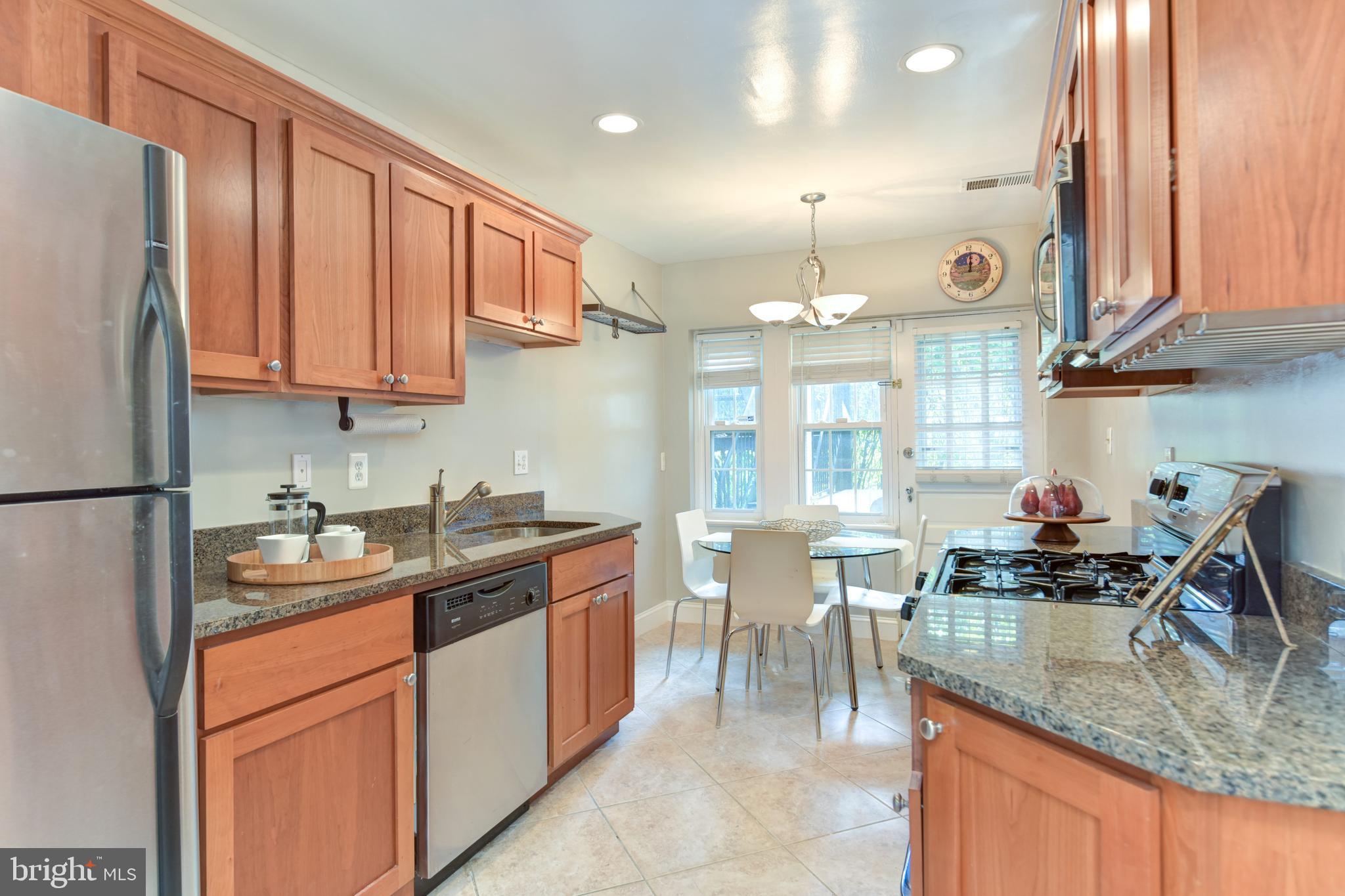 ROSEMONT STATION - Residential