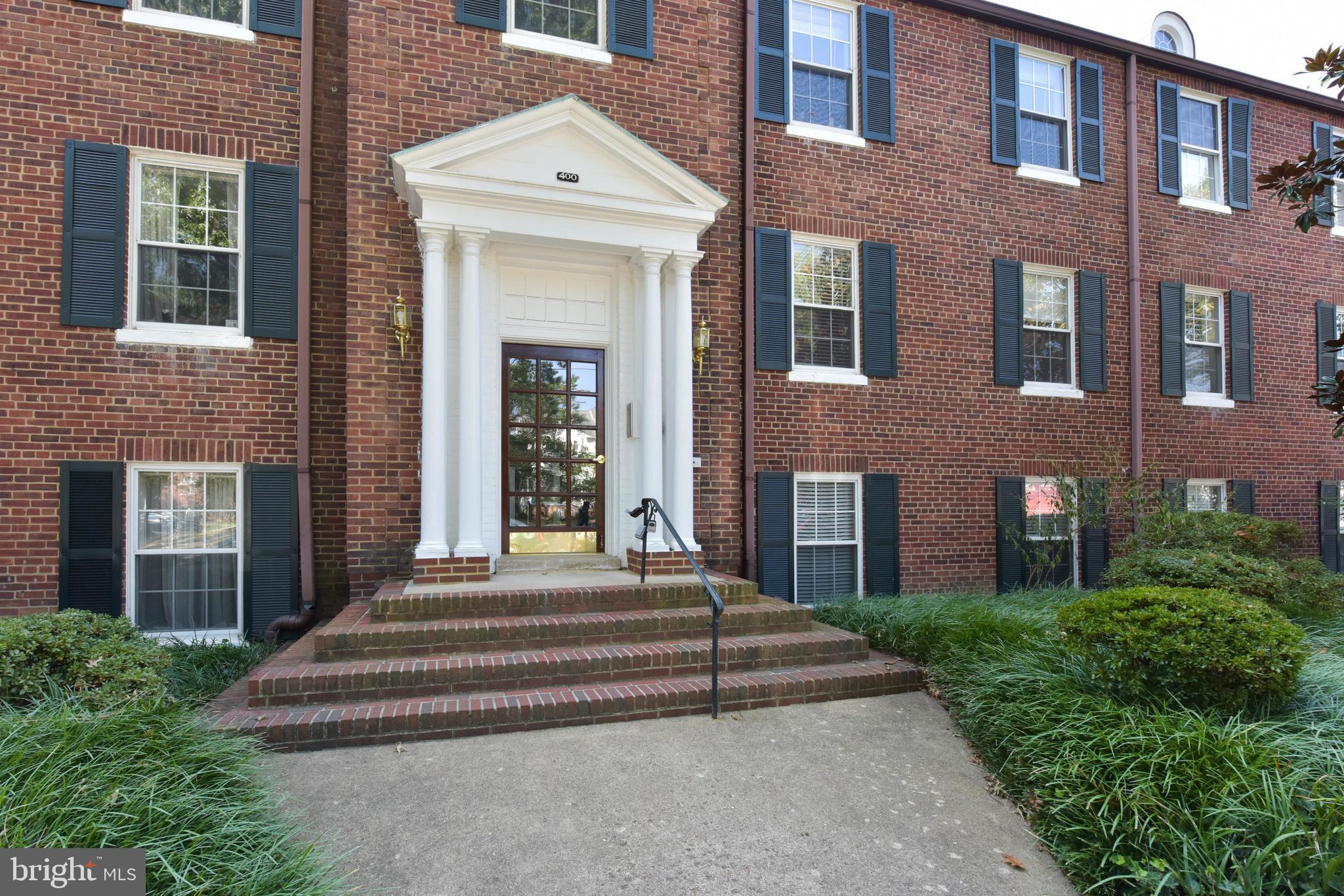 ROSEMONT STATION - Residential