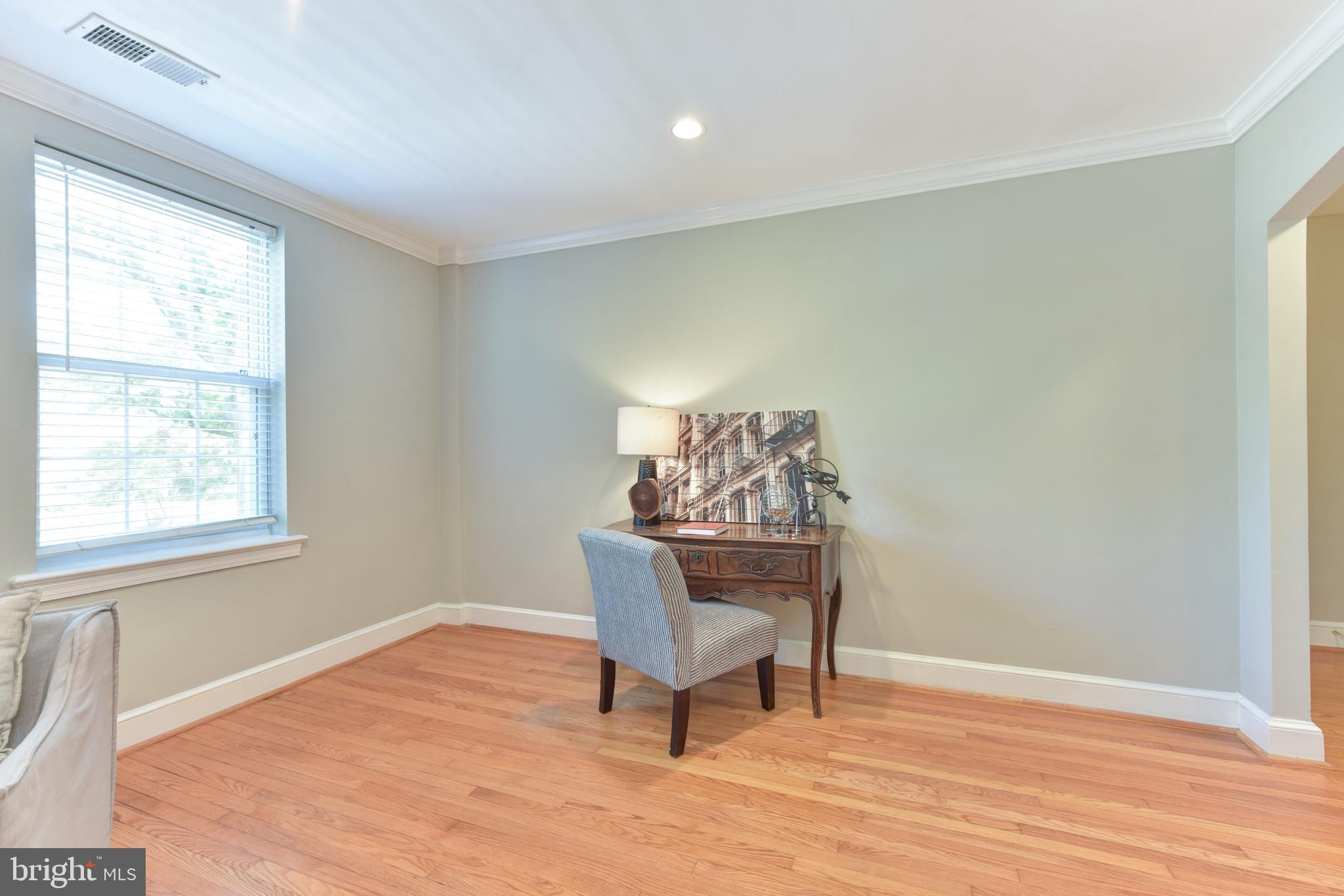 ROSEMONT STATION - Residential