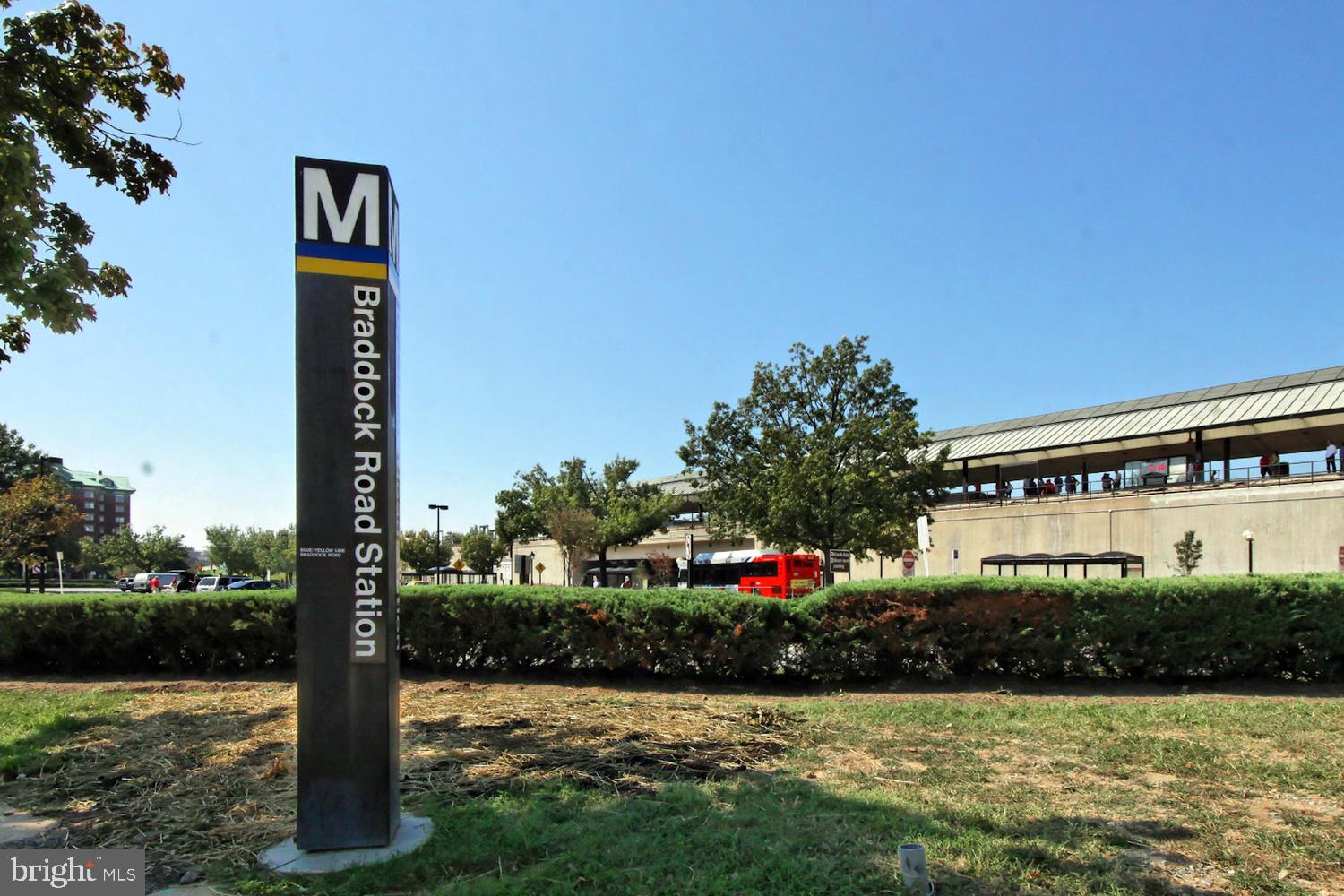 ROSEMONT STATION - Residential