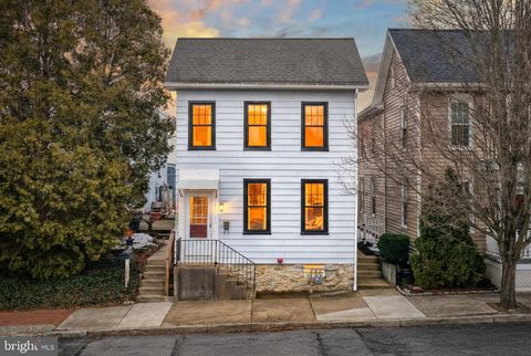 417 S HIGH STREET MECHANICSBURG PA 17055