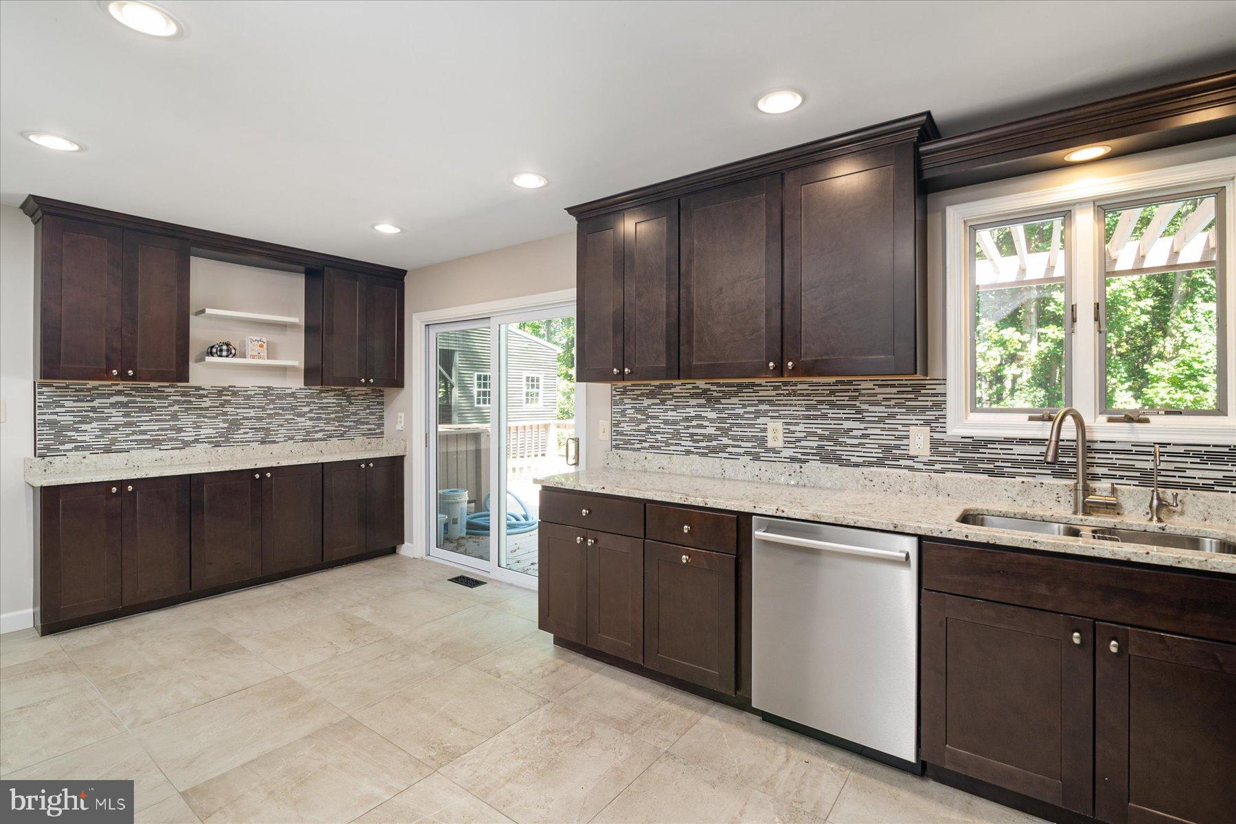 SPRING FIELDS - Residential