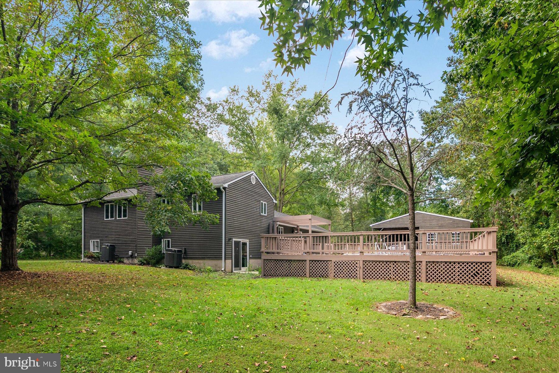 SPRING FIELDS - Residential