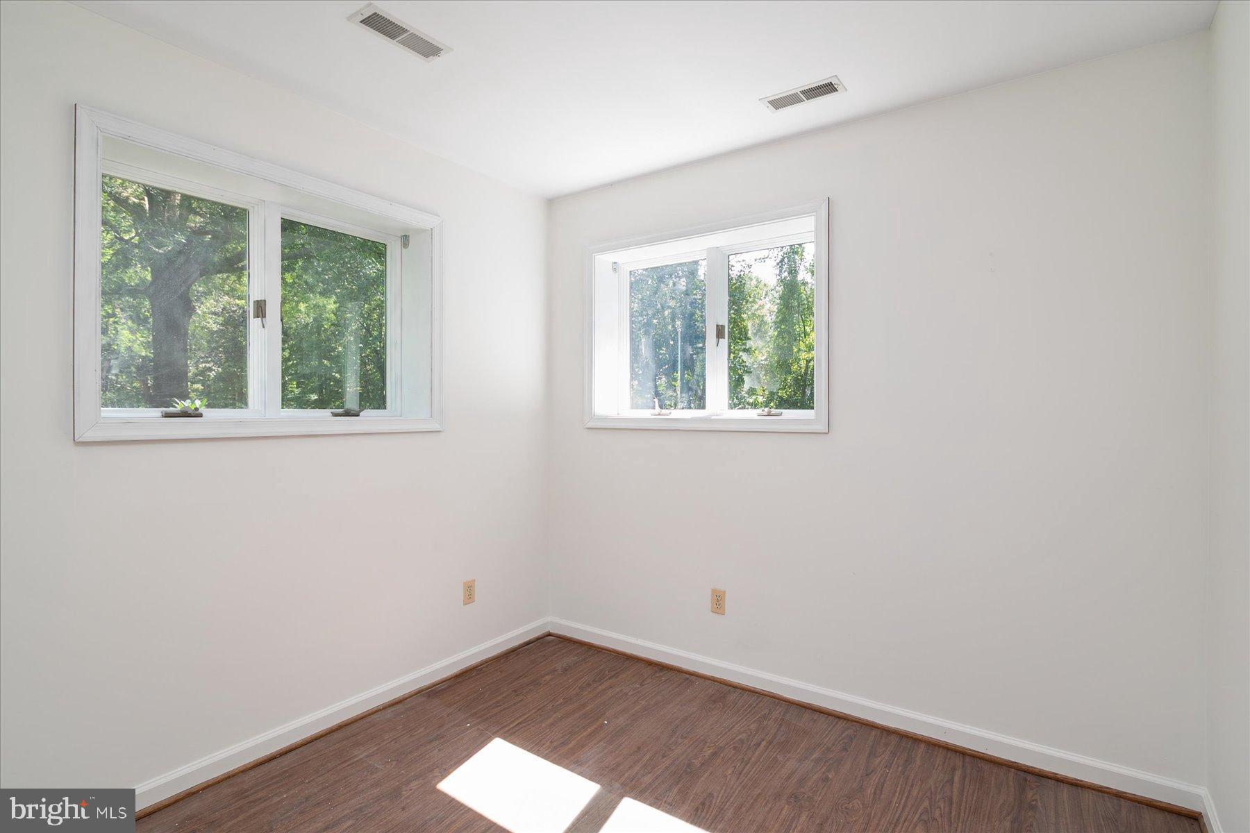 SPRING FIELDS - Residential