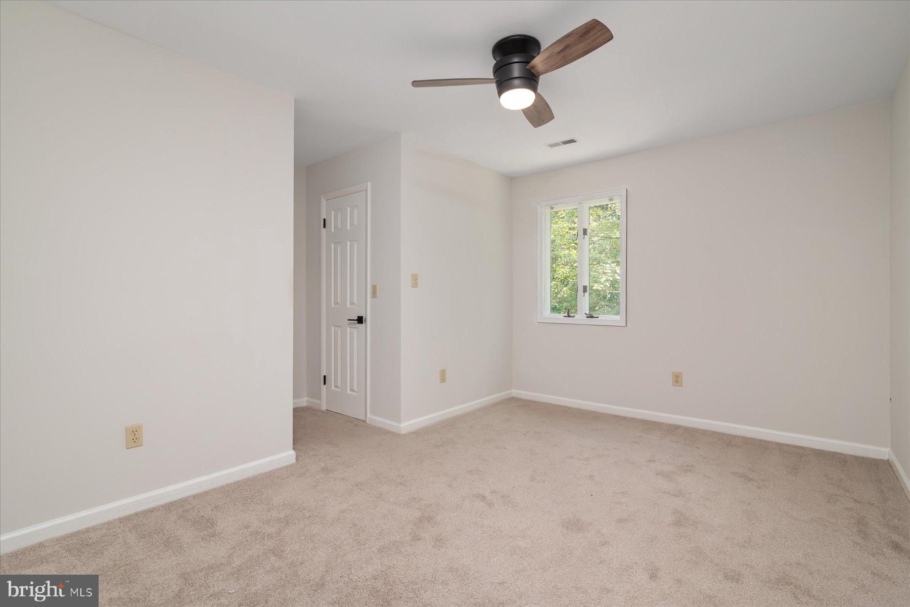 SPRING FIELDS - Residential