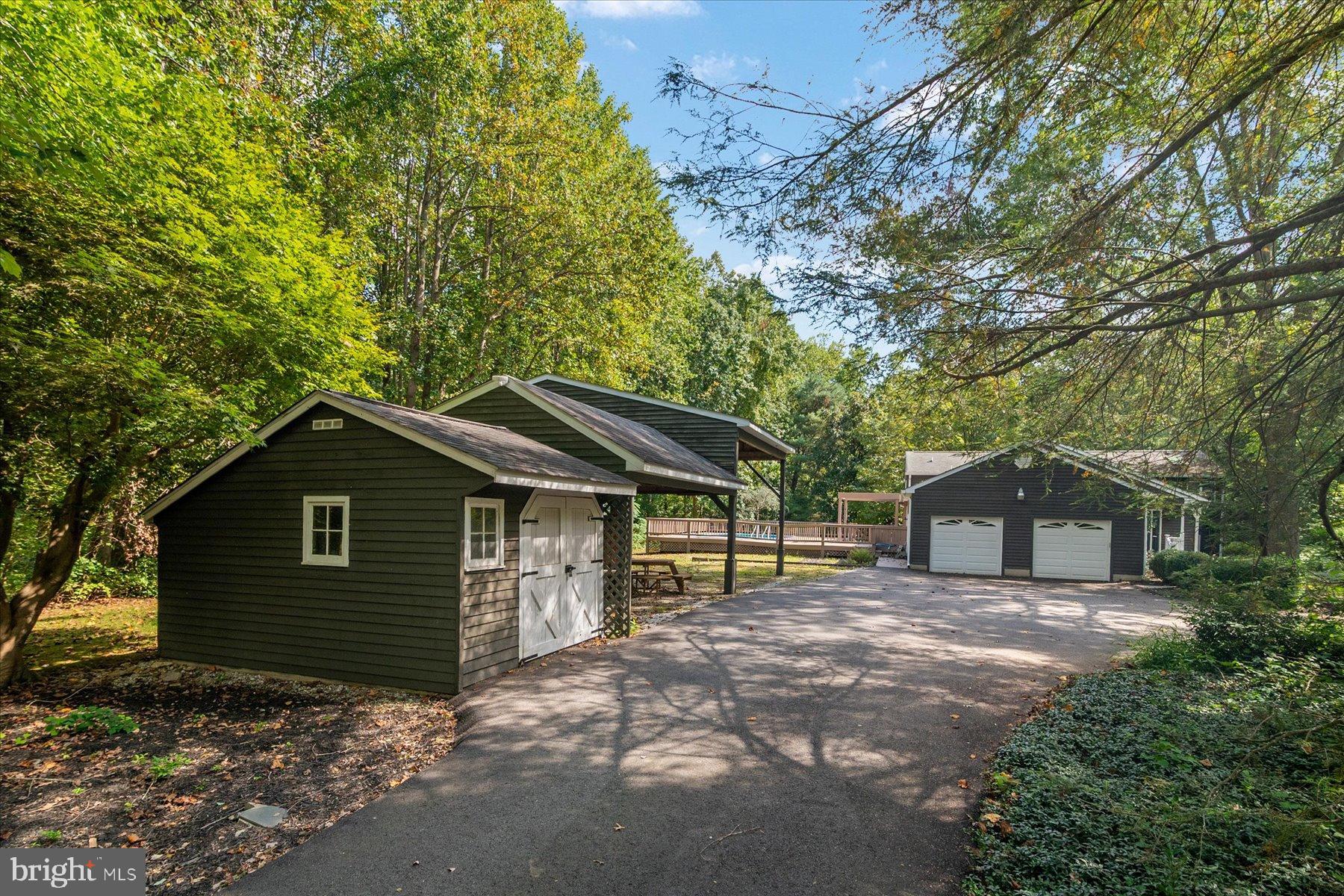 SPRING FIELDS - Residential