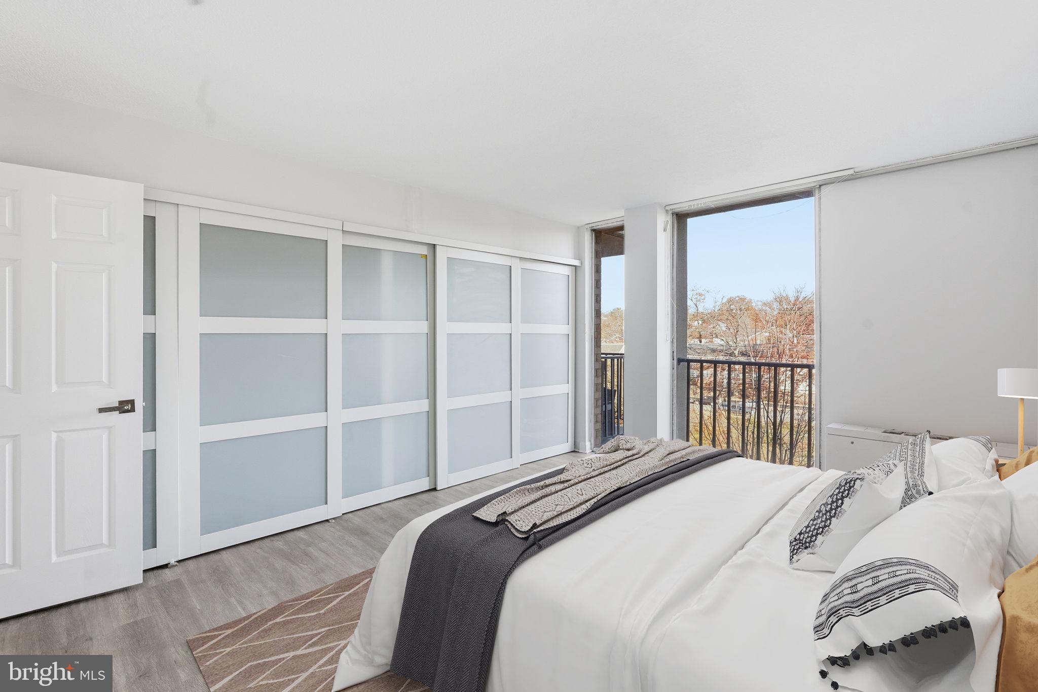 THE CARLTON - Residential