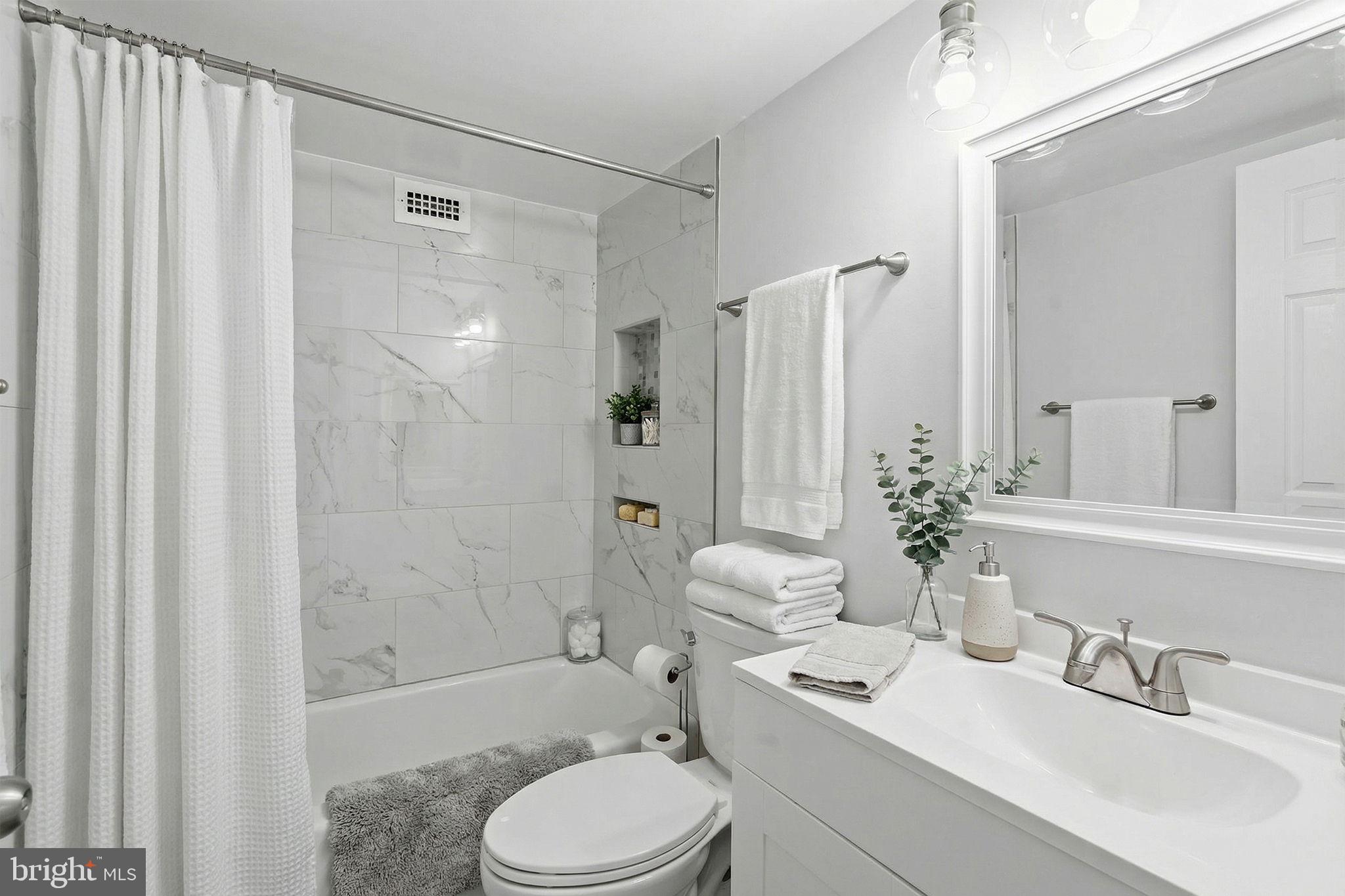 THE CARLTON - Residential