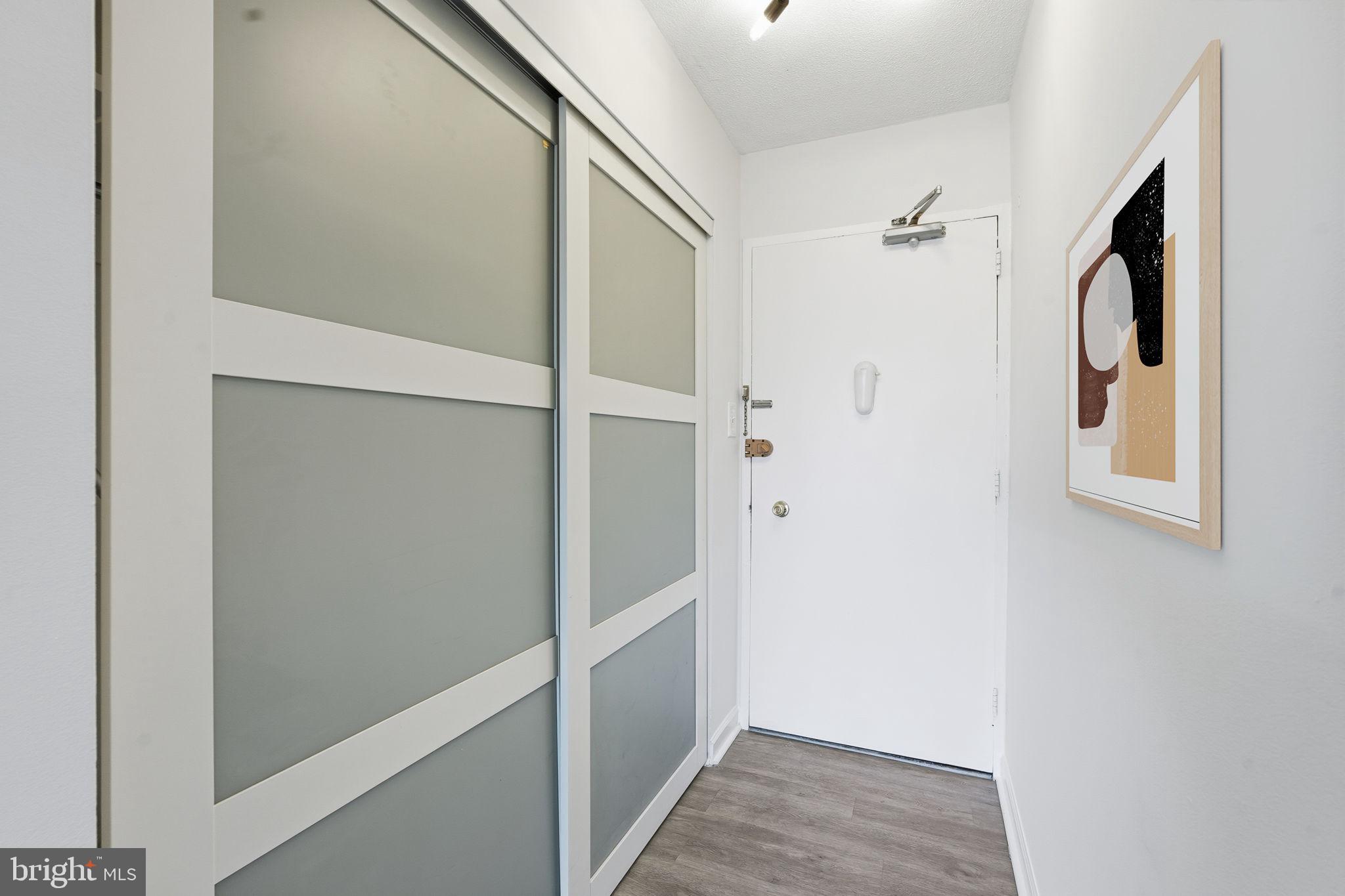 THE CARLTON - Residential