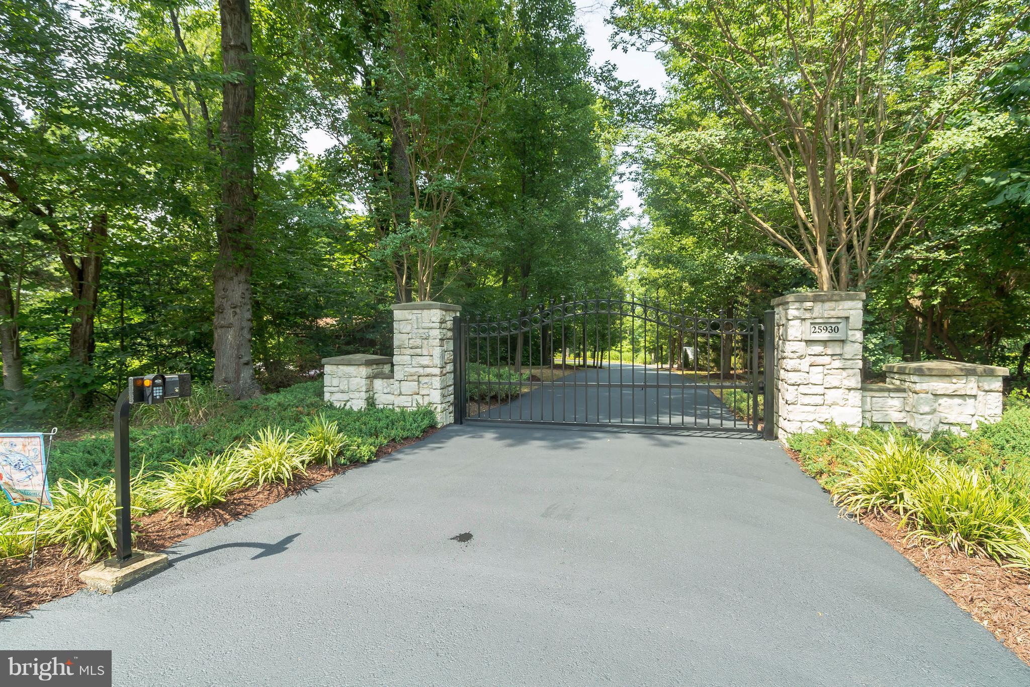 SOTTERLEY MANOR - Residential