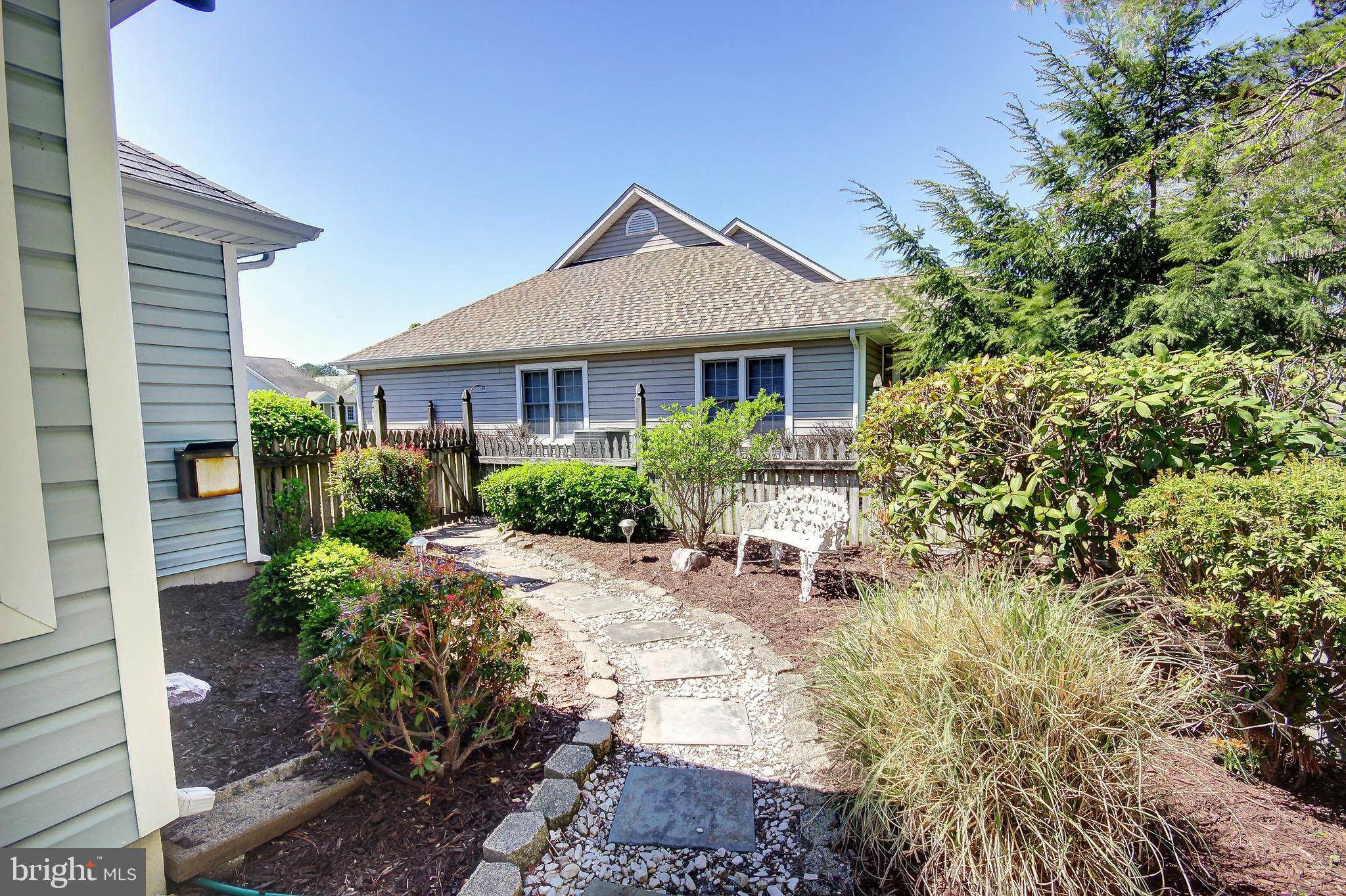 SCHUMAKER MANOR - Residential