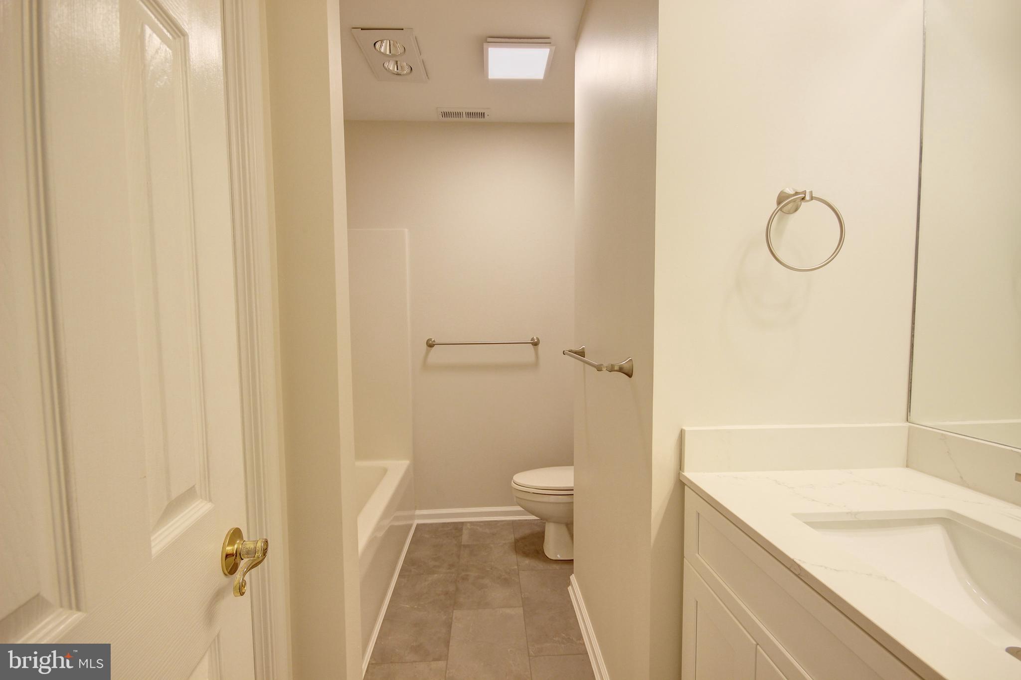 SCHUMAKER MANOR - Residential