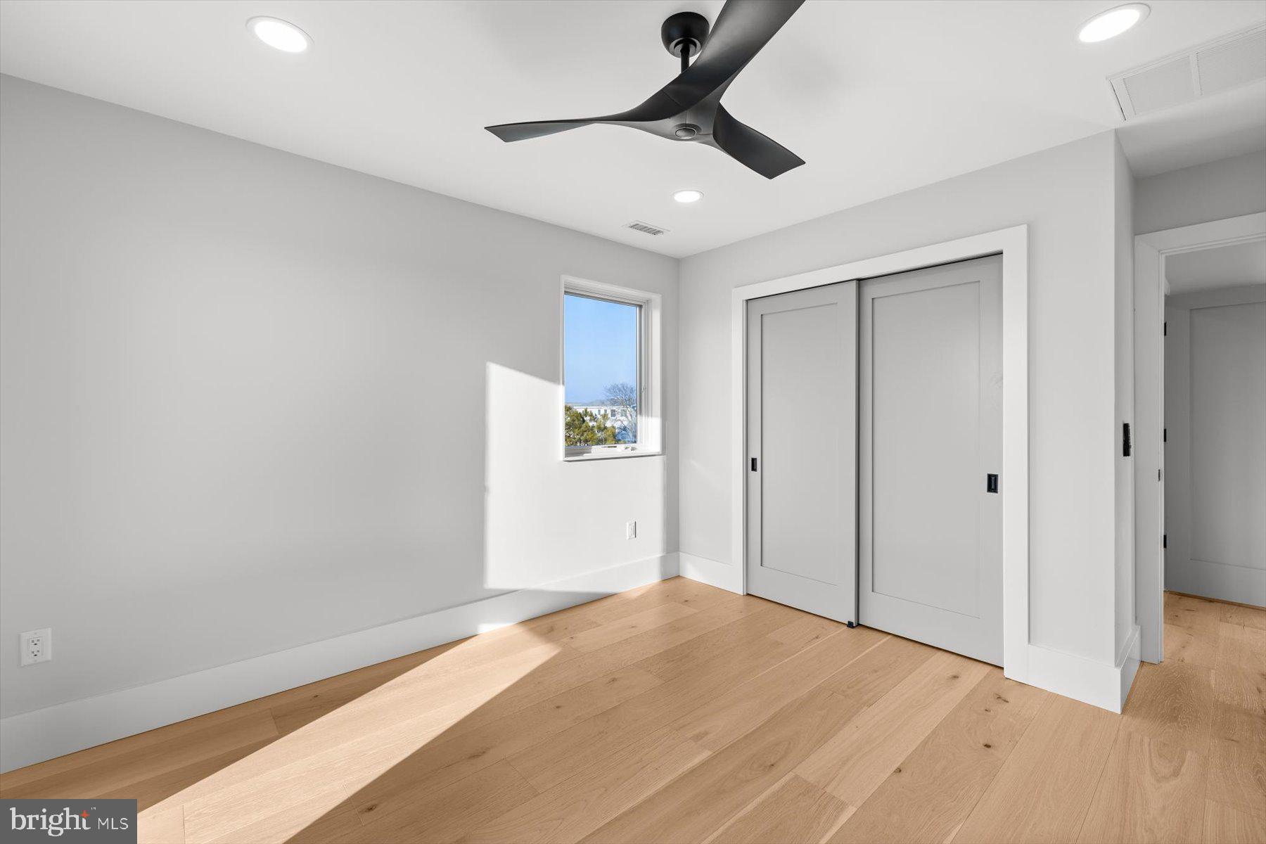 YORK BEACH - Residential