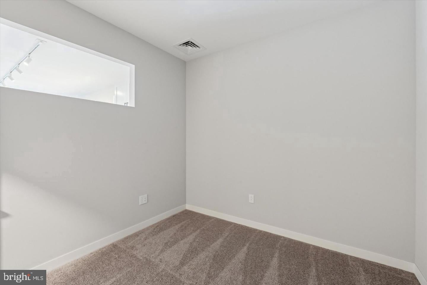 1219-23 CONSTITUTION AVENUE 2653